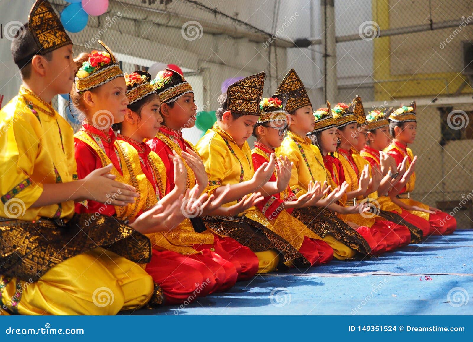  Tarian  Saman Aceh  editorial stock image Image of number 