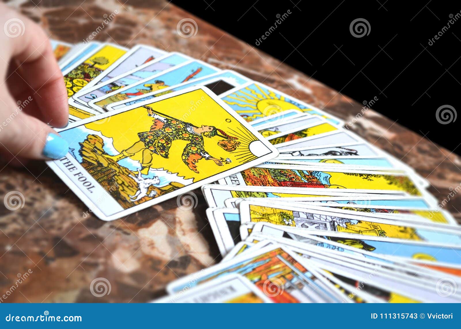 Tarot Reading Cards Thee Fool Tarot Card Stock ...