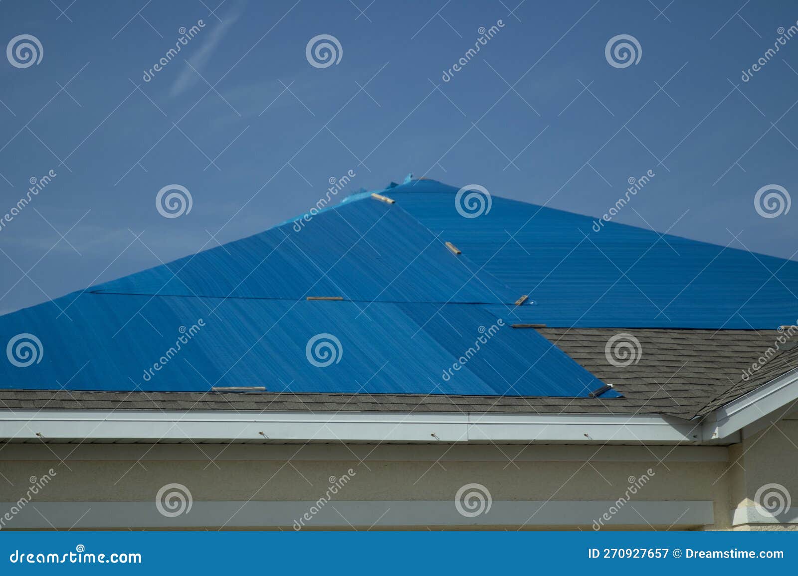 Tarp over the roof stock image. Image of home, myers 270927657