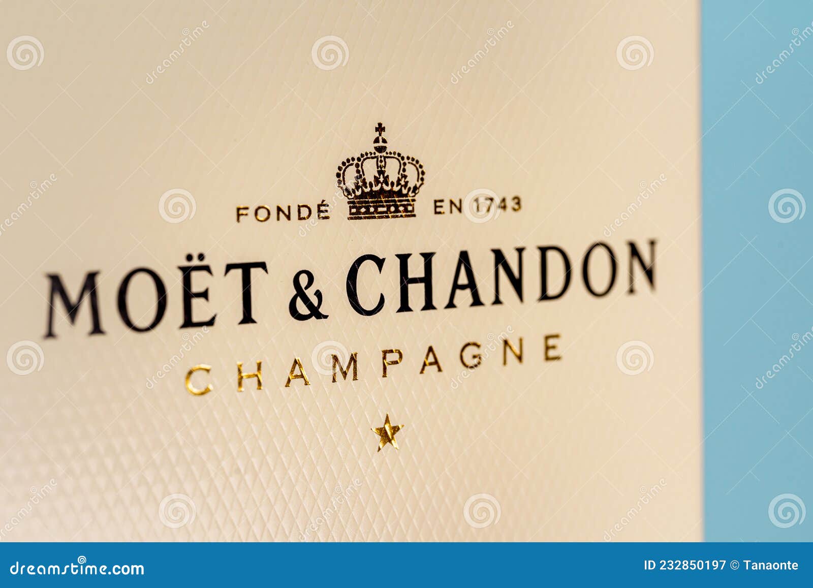 Moet & Chandon Sparkling Wine Logo