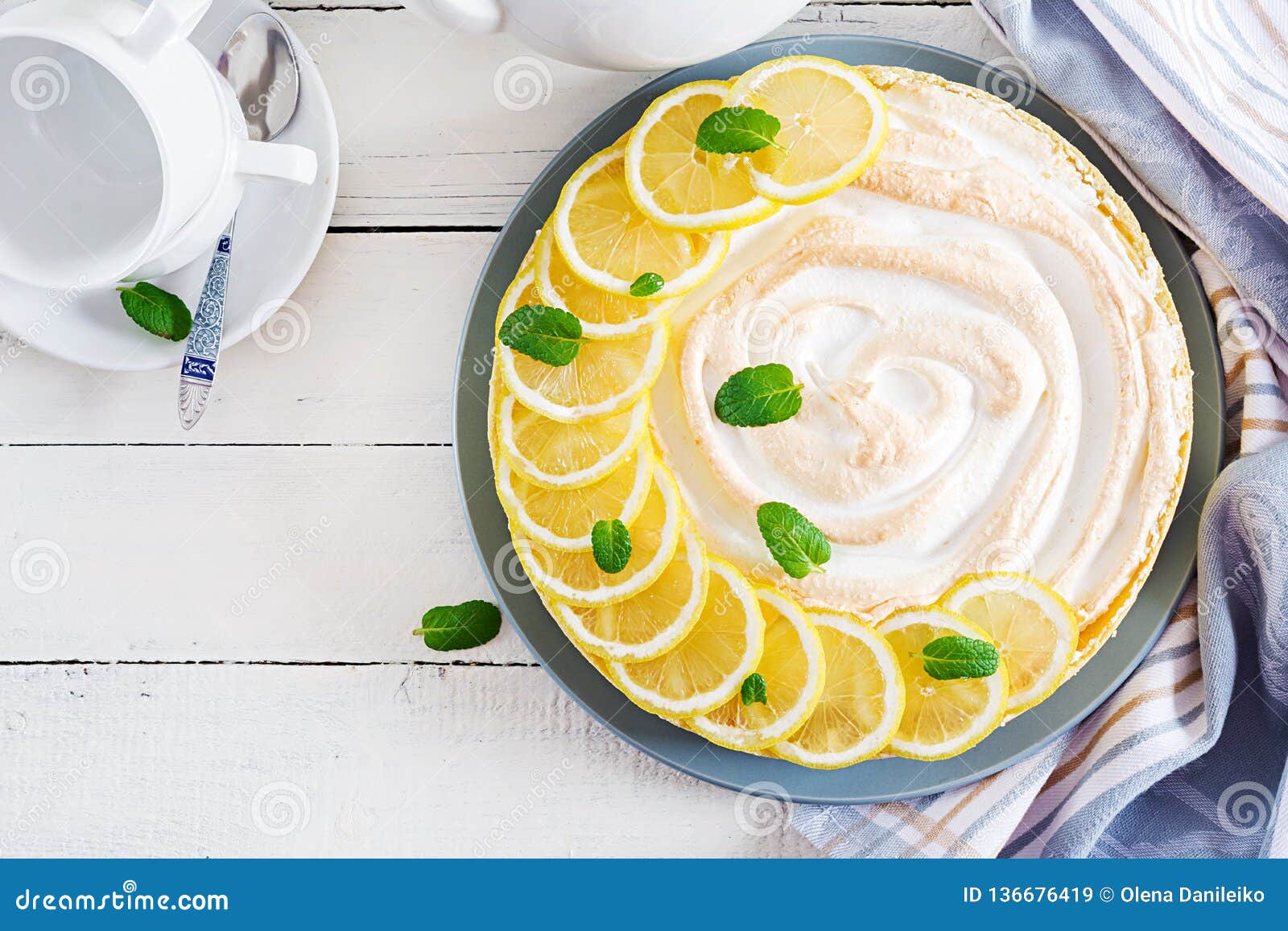 lemon curd tart with italian meringue lemon curd tart with italian meringue