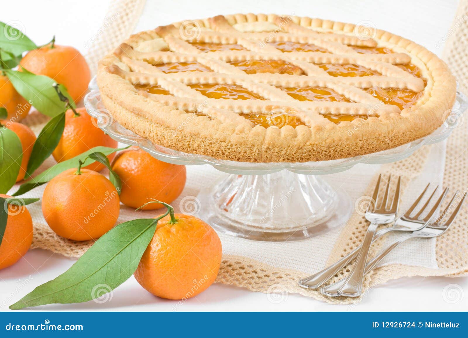 Tarta dulce con las frutas. Tarta dulce con el marmelade de la fruta cítrica en el vector