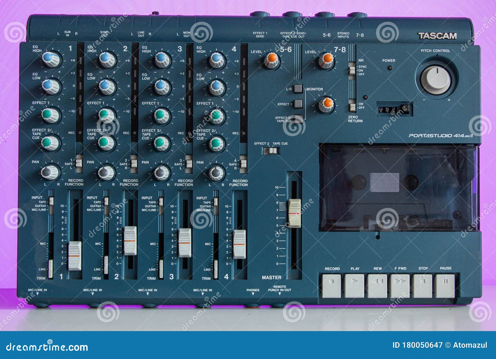 Tascam Portastudio 414 MKII 4-Track Cassette Recorder Editorial Photography  - Image of equipment, tascam: 180050647