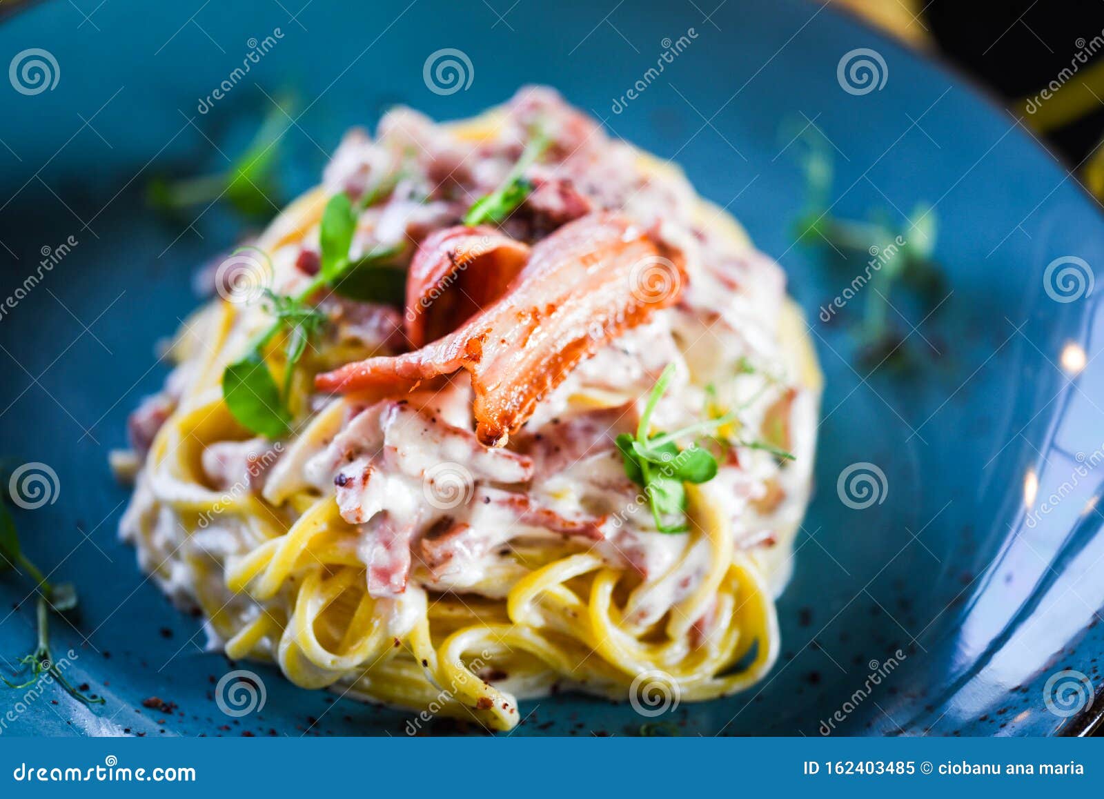 Tasty Fresh Italian Spaghetti Carbonara with Delicious Ingredients ...
