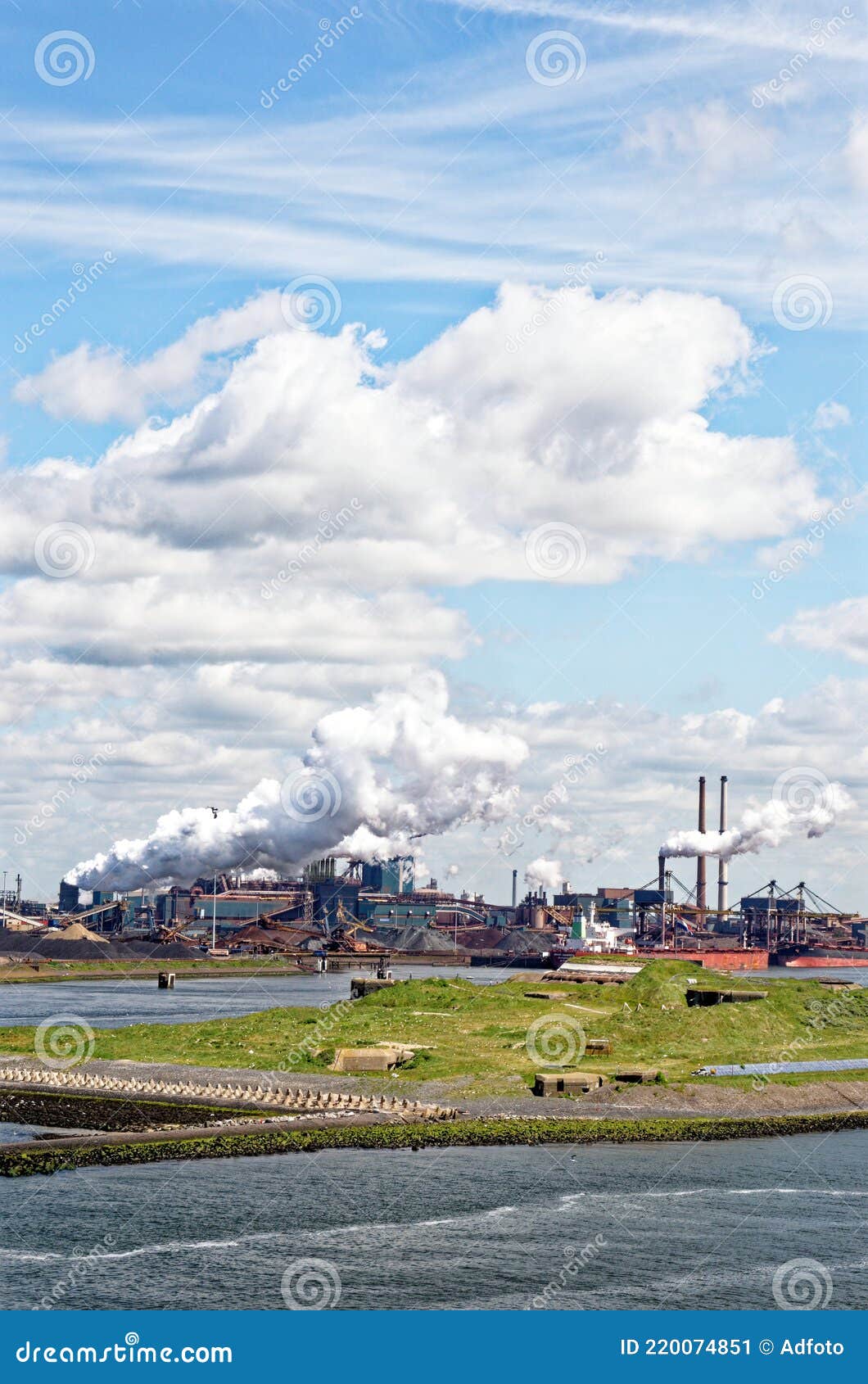 Tata Steel Plant Ijmuiden Holanda Foto editorial - Imagen de