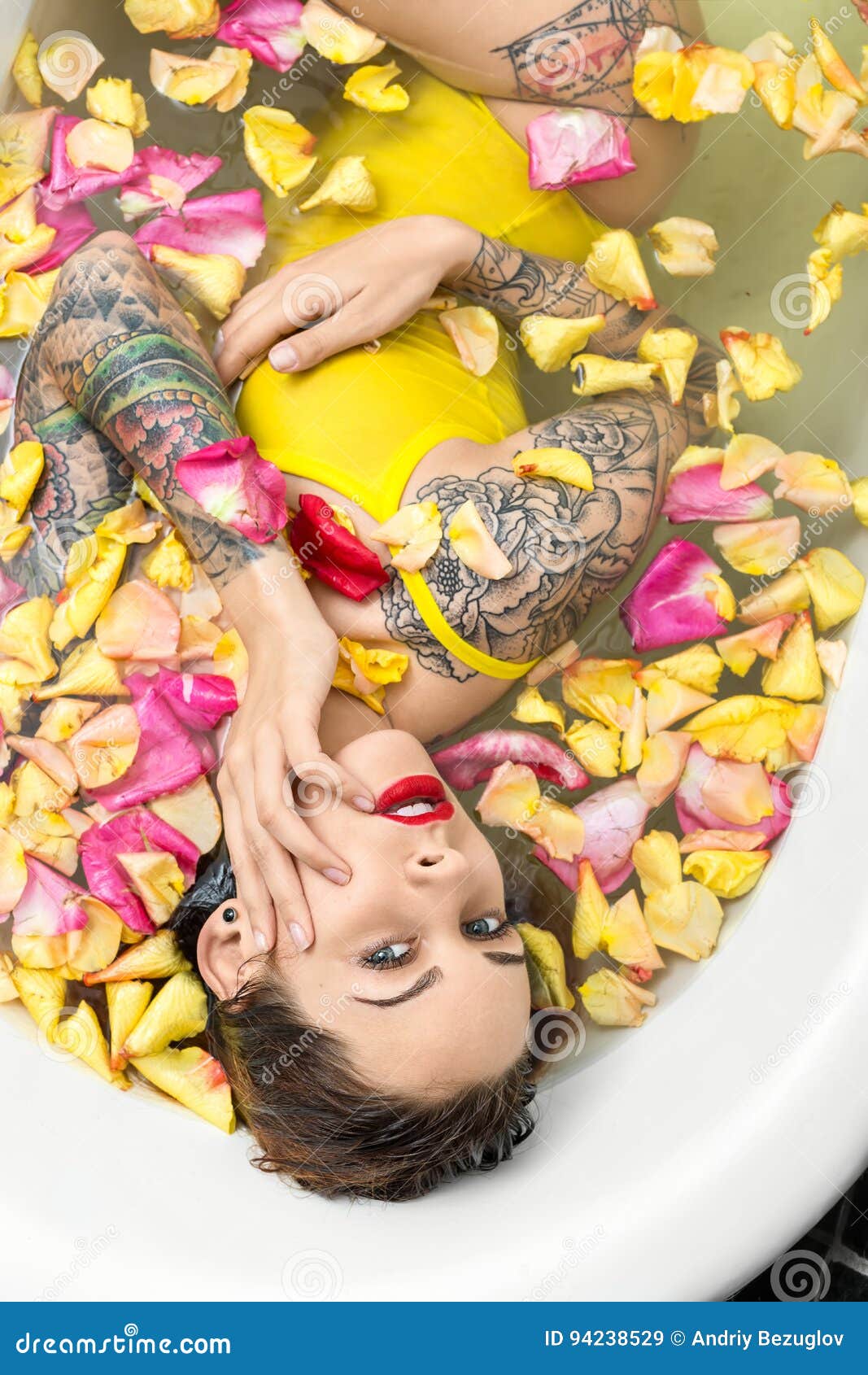Tattooed Girl Posing In Bath Stock Image Image Of Cafe