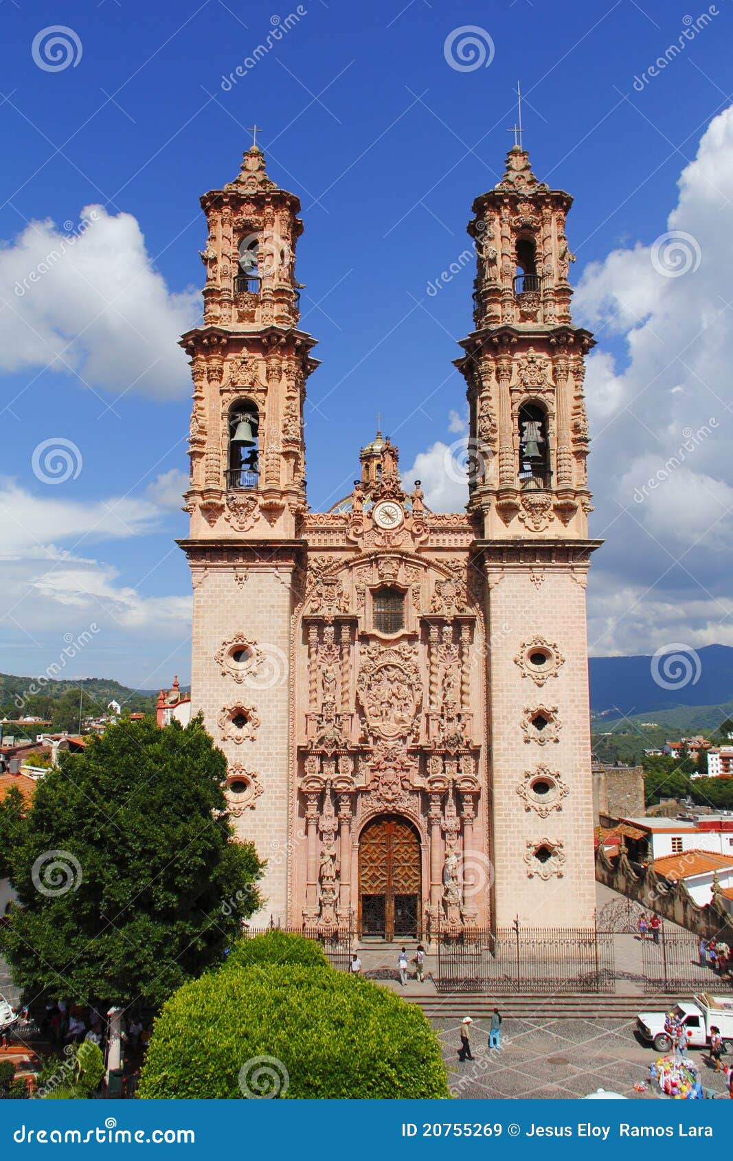 baroque cathedral of santa prisca in taxco guerrero, mexico i