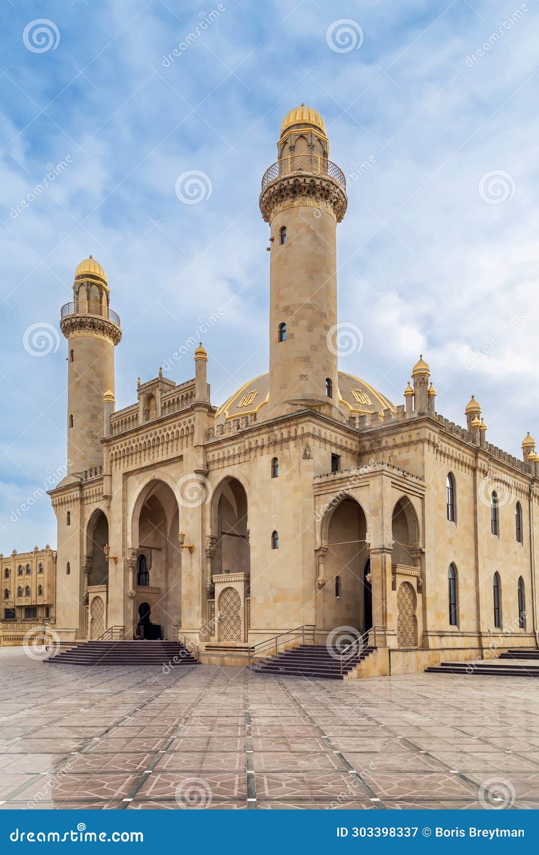 taza pir mosque, baku, azerbaijan