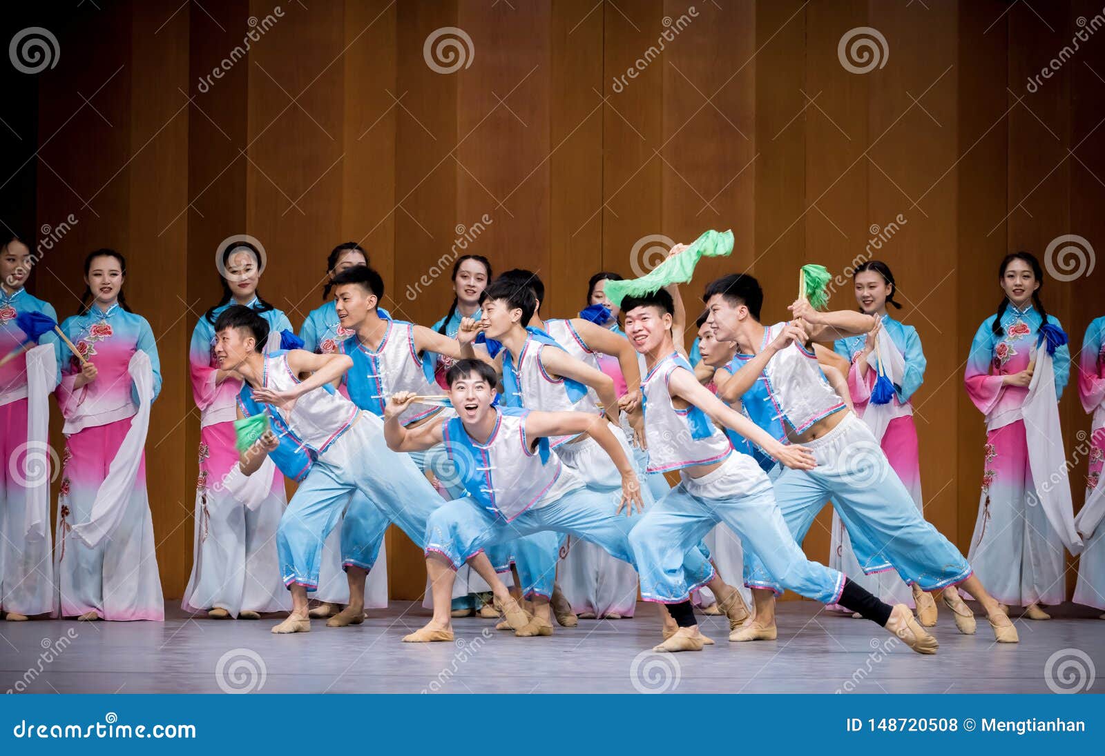 Curtain Call Review 2Teapicking Opera in South Jiangxi Editorial