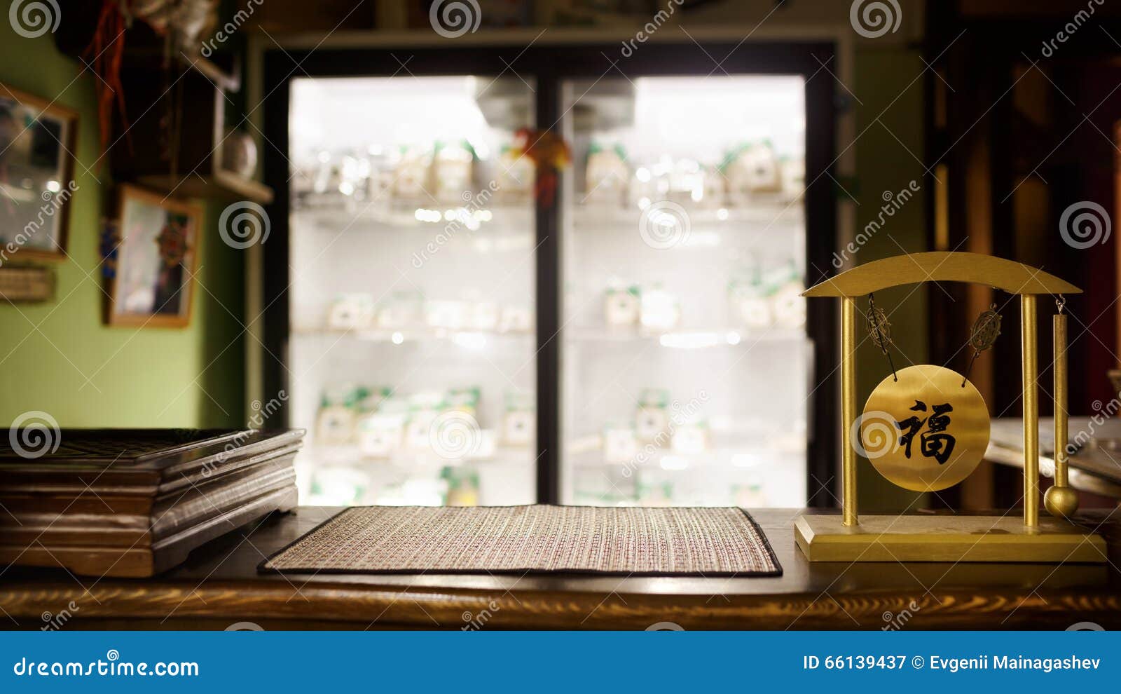 Tea Shop Blurred Background, Wooden Bar, Table Top. Traditional Ceremony,  Gong with Chinese Hieroglyph Wishes of Happiness. Illumi Stock Image -  Image of empty, bokeh: 66139437