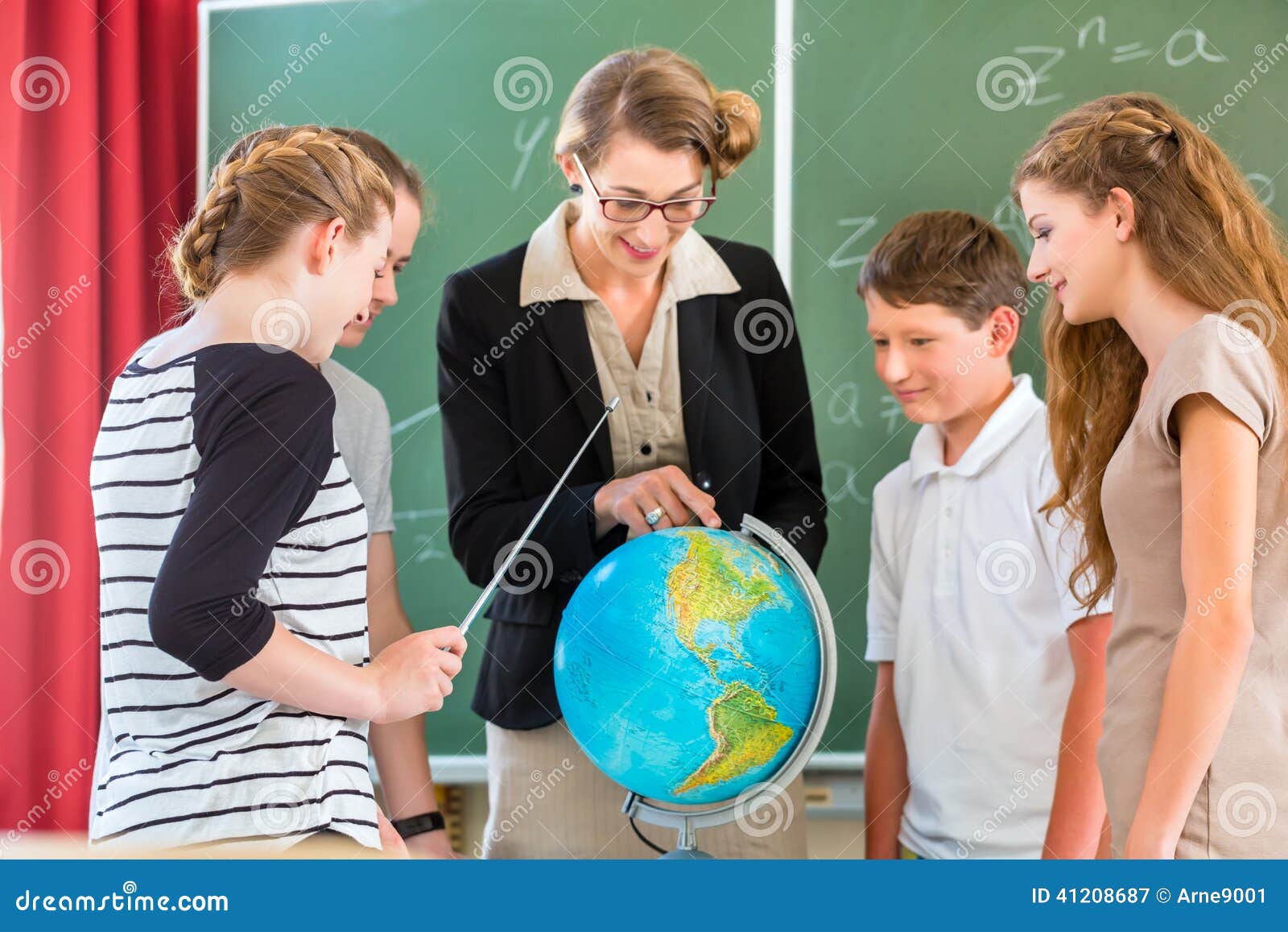 Teacher Educate Students Having Geography Lessons In School Stock Photo