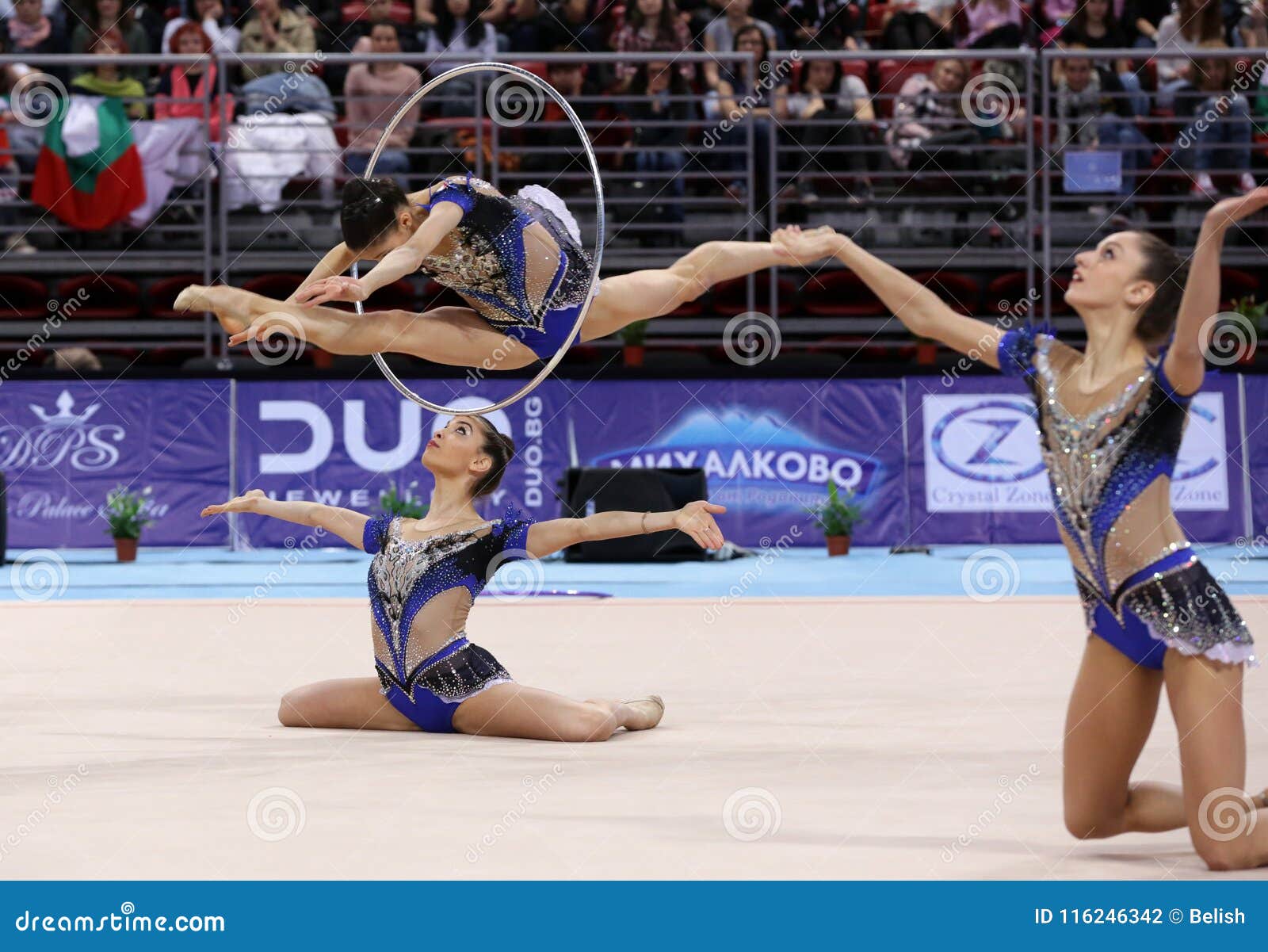 Gymnastics rhythmic hoop hi-res stock photography and images - Alamy
