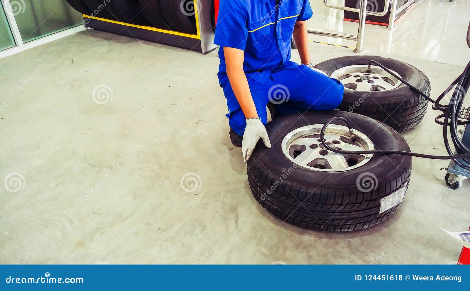 Technical Assembler Tire in Tire Service Center Stock Photo Image of repair, cars 124451618