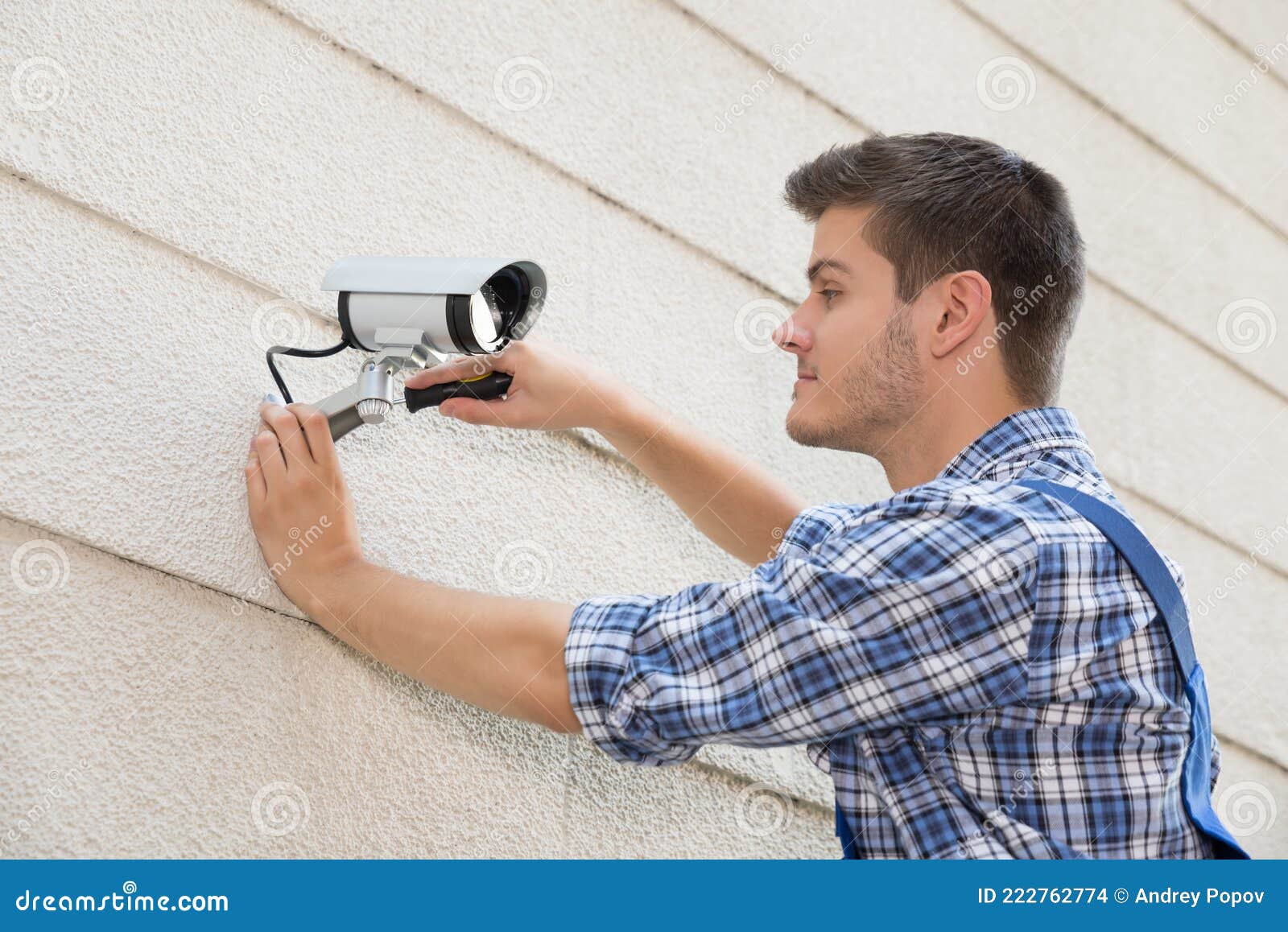 Technician Fixing Cctv Camera on Wall Stock Photo Image of professional, repairman 222762774