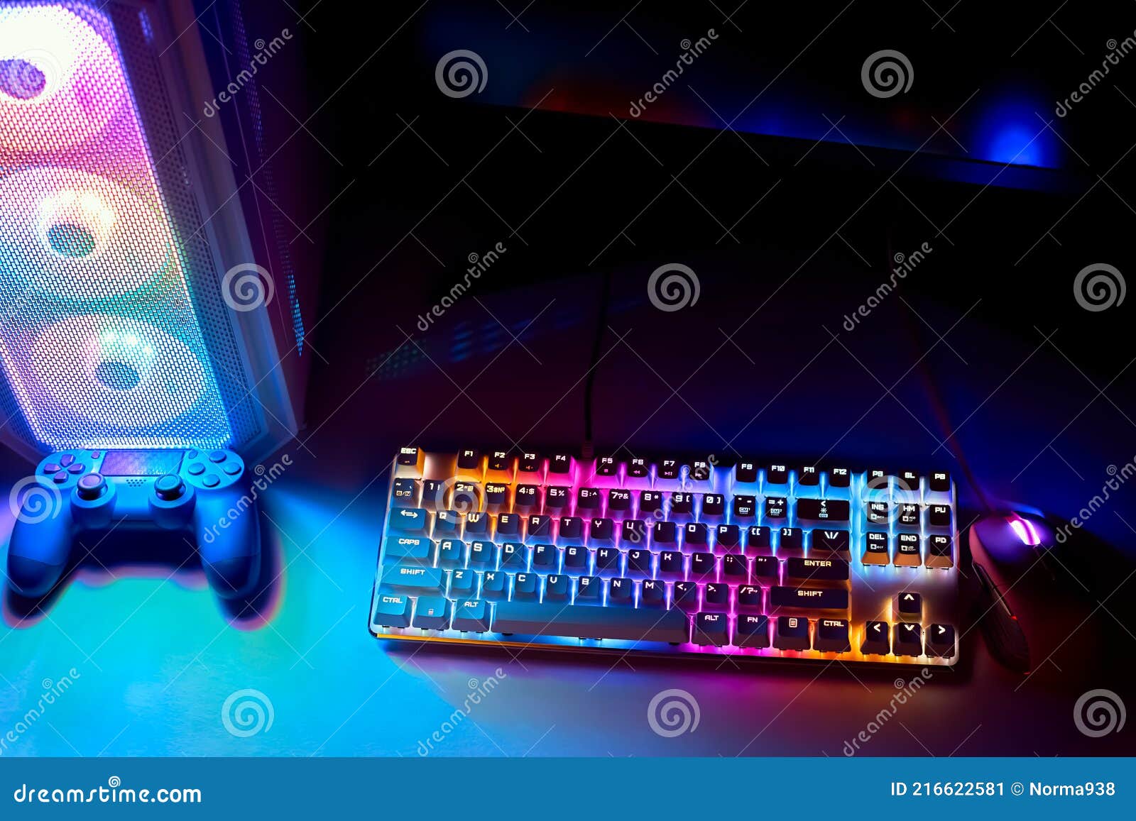 Homem Tocando Poderoso Pc De Game Em Uma Sala Com Luzes De Neon Em