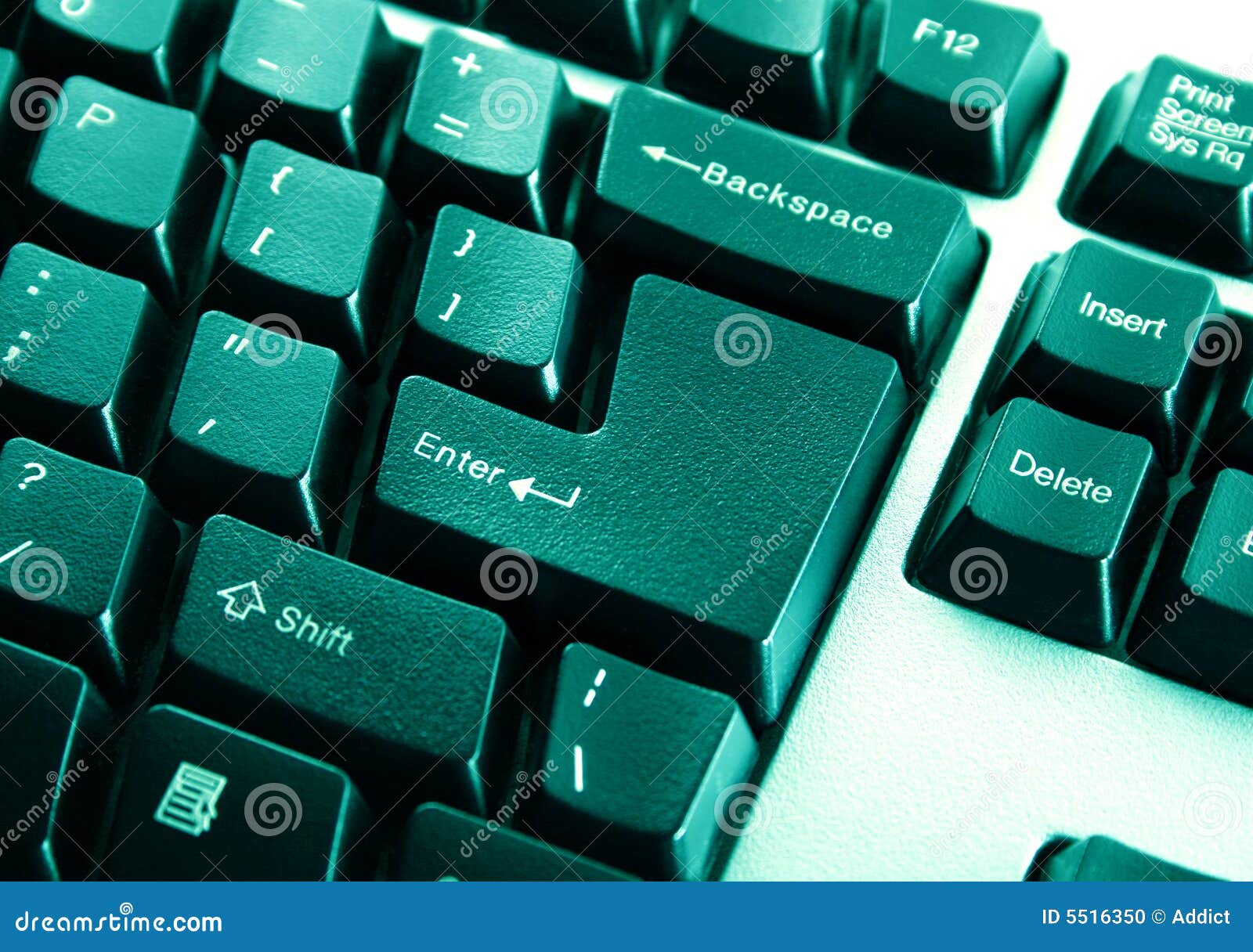 Teclado moderno foto de archivo. Imagen de claves, accesorio - 5516350