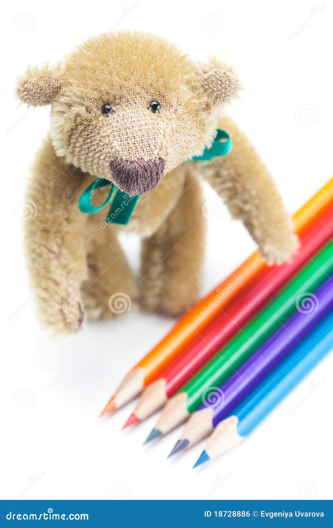 Teddy Bear and Colored Pencils Stock Photo - Image of heart, play: 18728886