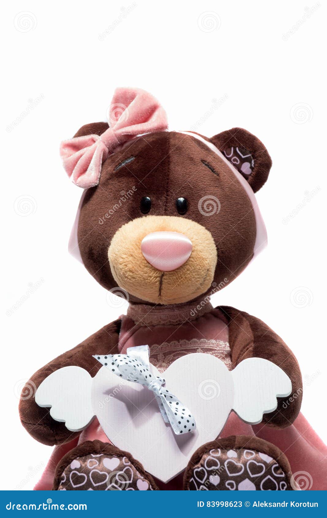 Teddy Bear Holding A Heart On White Background Stock Image - Image of pink, retro: 83998623