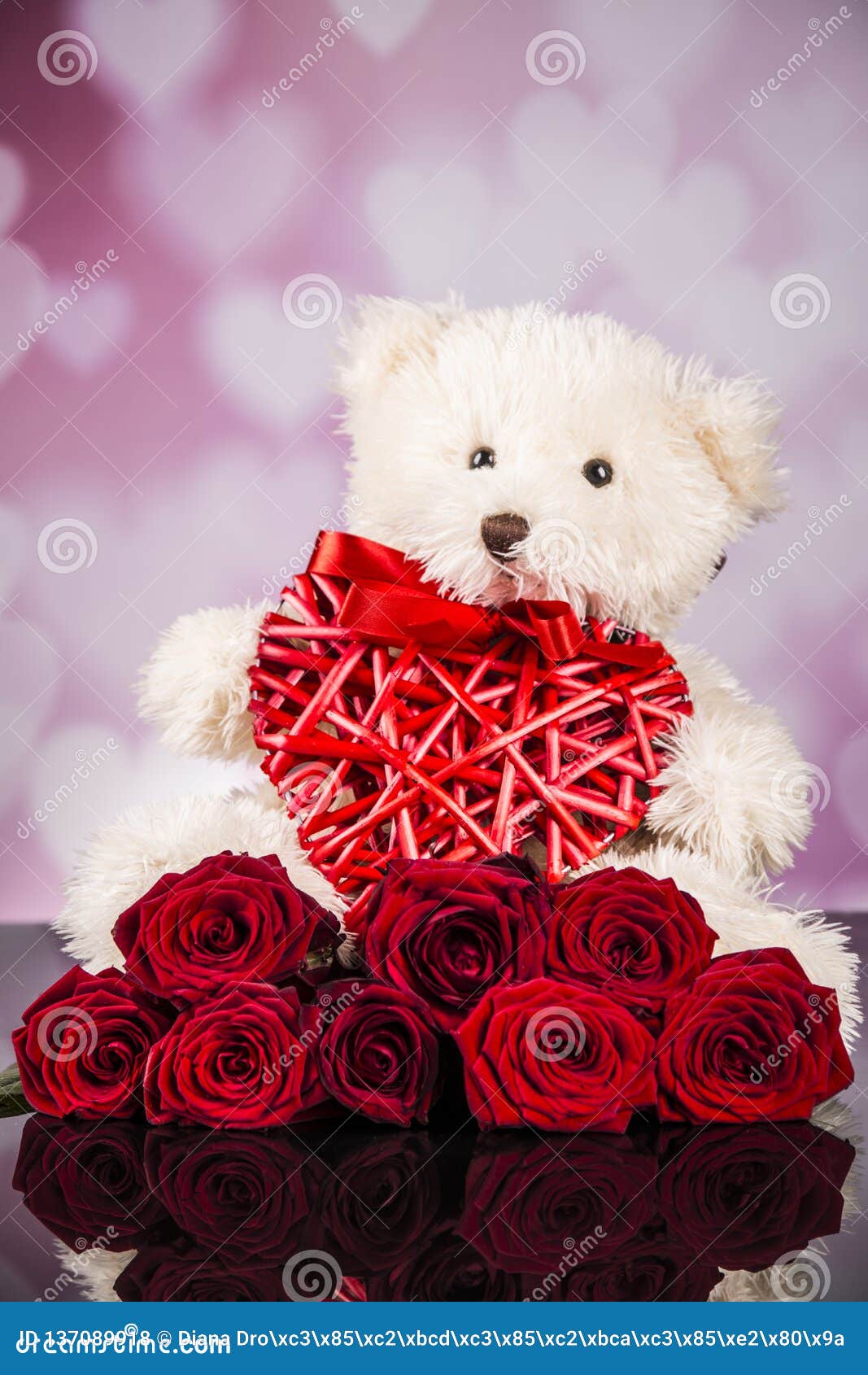 A Wonderful Assortment of Full 4K Teddy Bear Images with Roses - Over ...