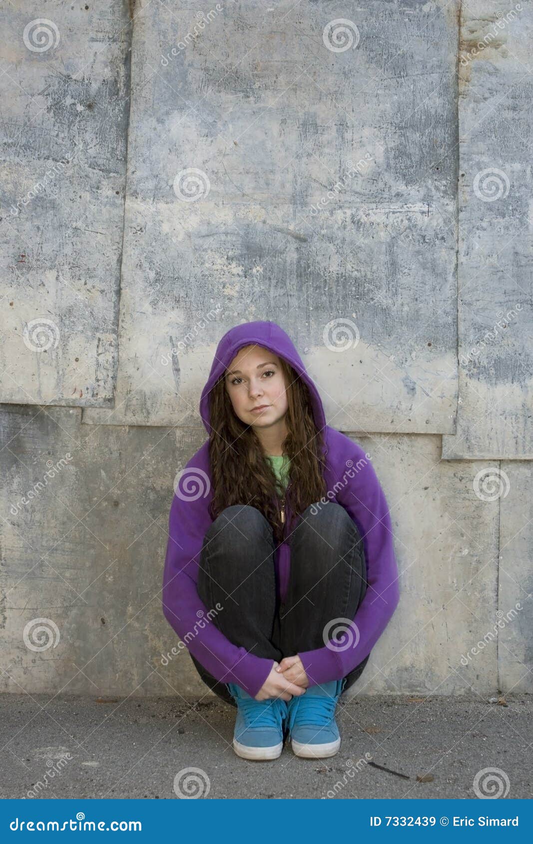 Teen Girl Grunge stock image. Image of empty, squat, grunge - 7332439