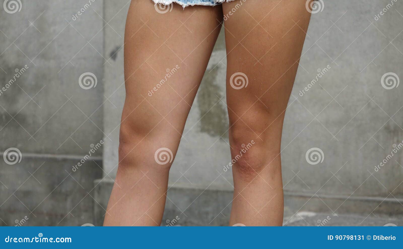 Young Leg Pics