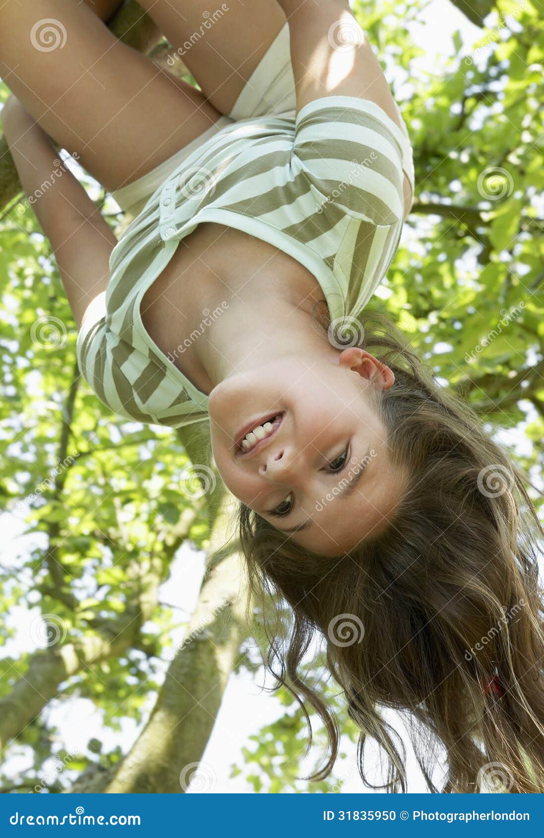 Free Illustration Teens Hanging 57