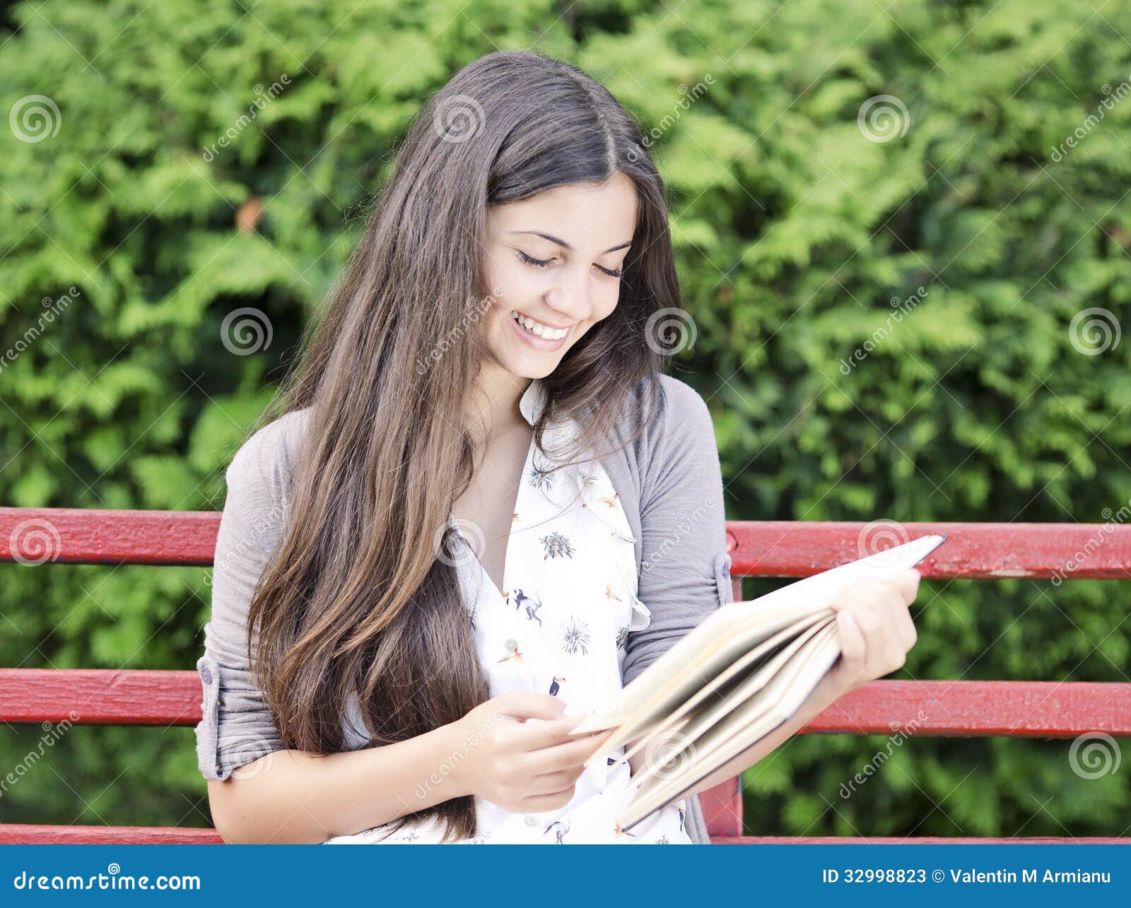 teen reading