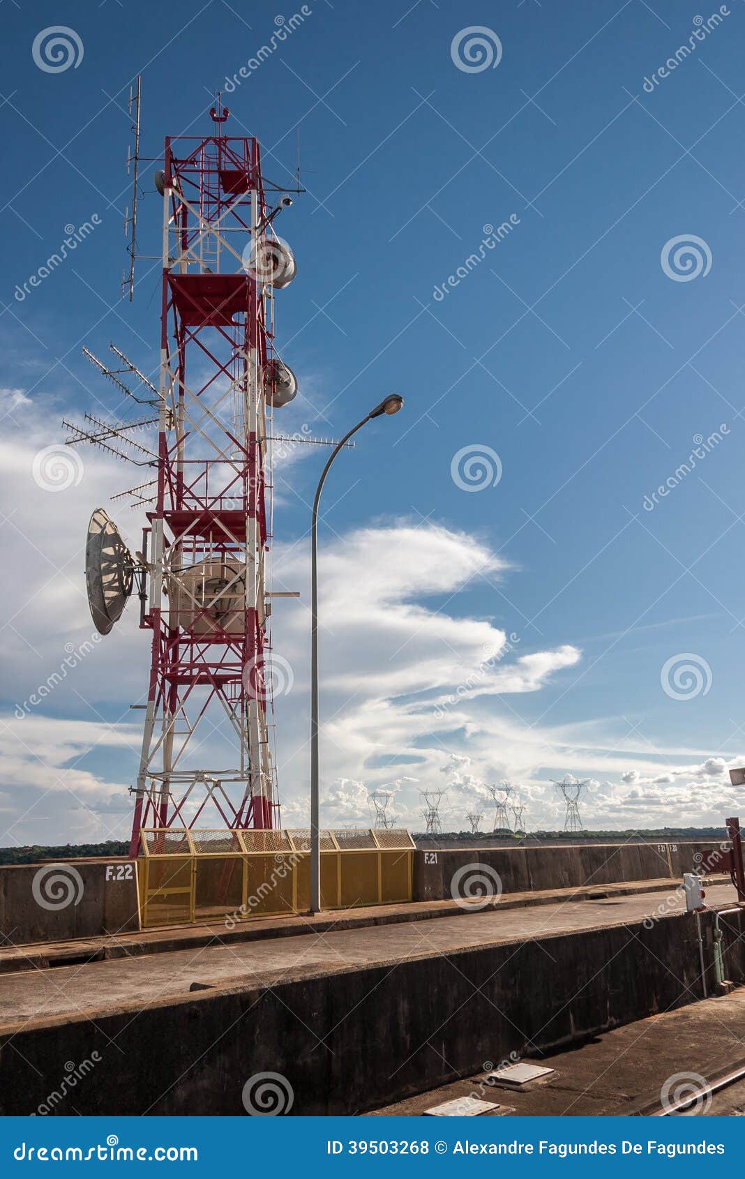 telecom transmission tower itaipu