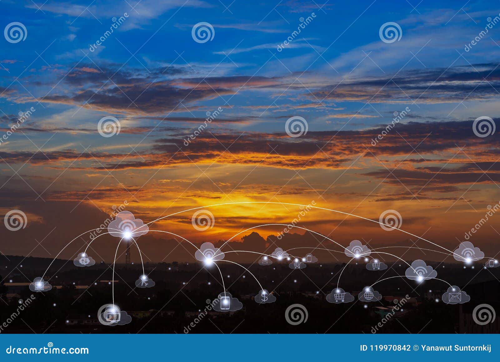 telecommunications cloud services and connectivity in smart city concept