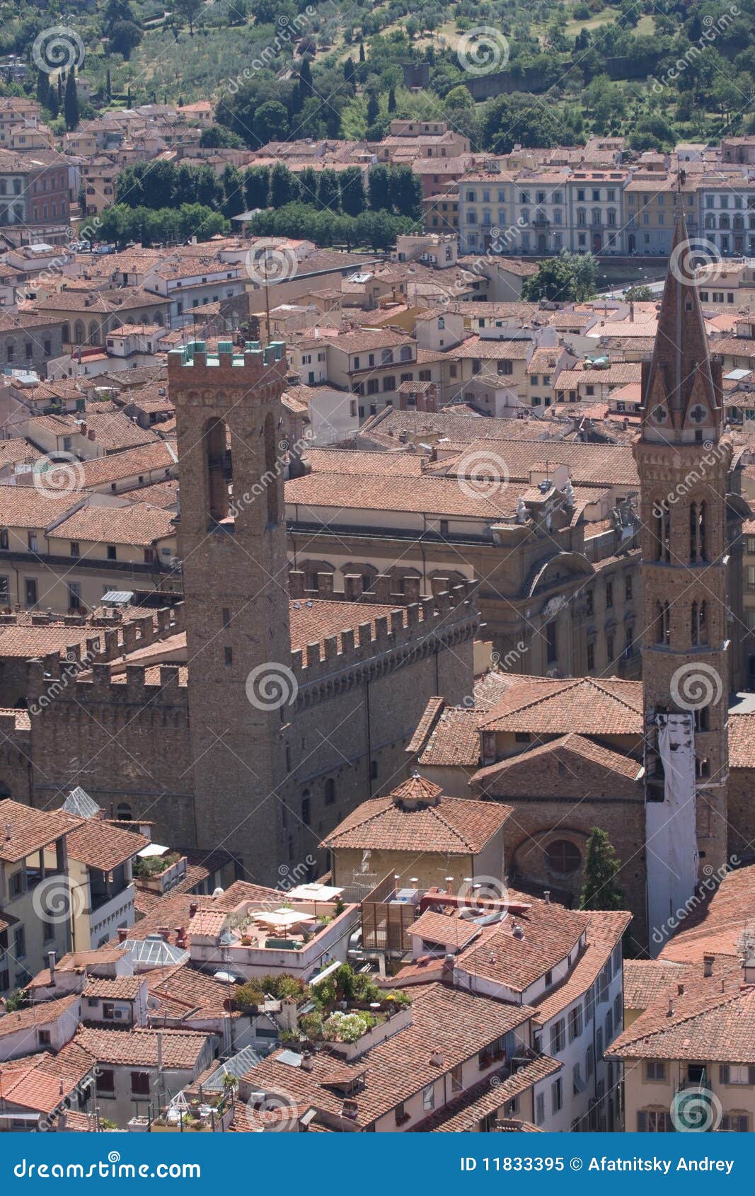 Telhados da cidade envelhecida. Telhados incríveis da cidade envelhecida, ponto de vista interessante.