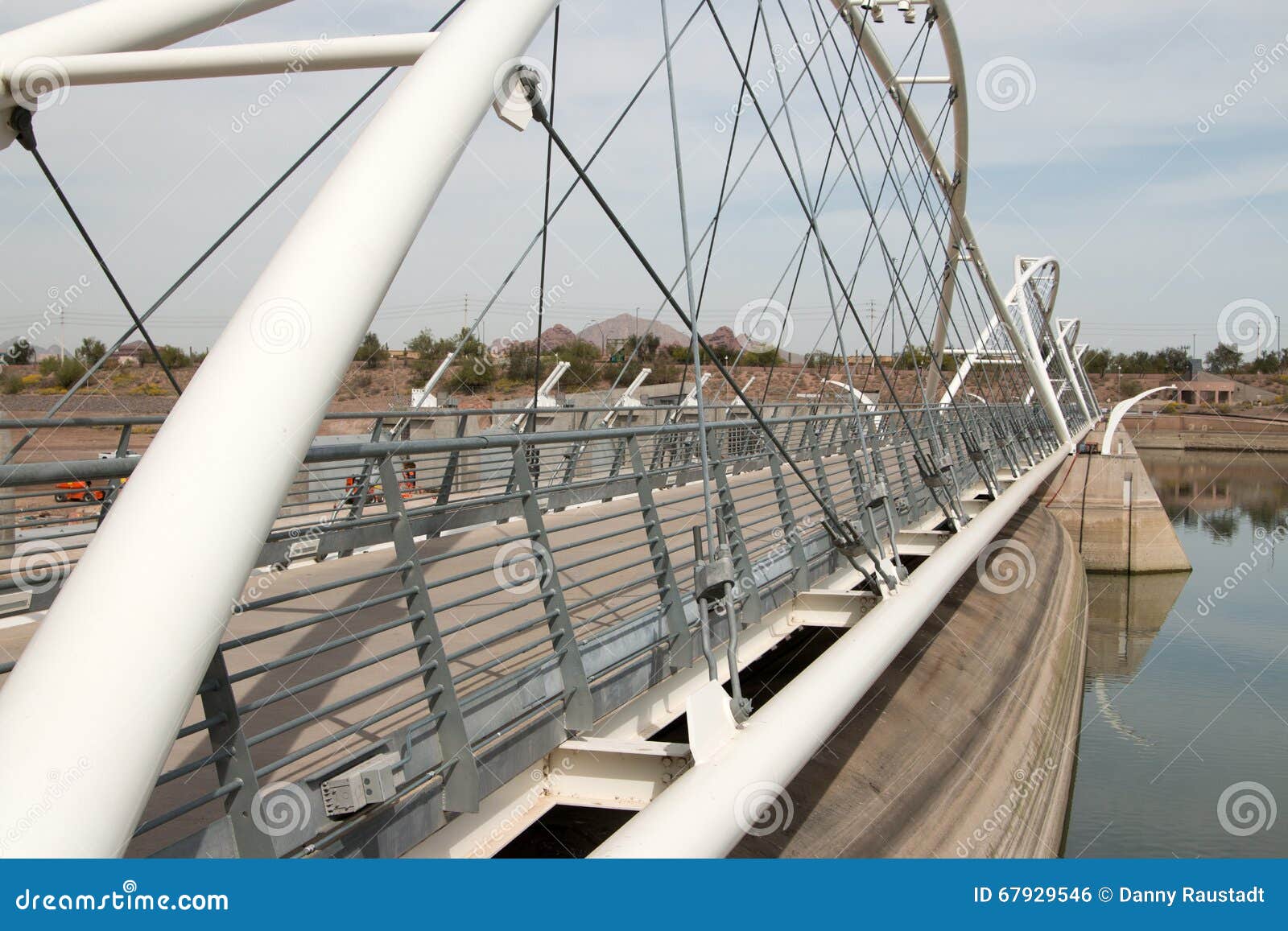 tempe town lake dam walking bridge