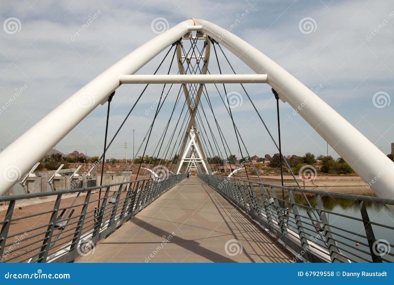 tempe town lake dam walking bridge