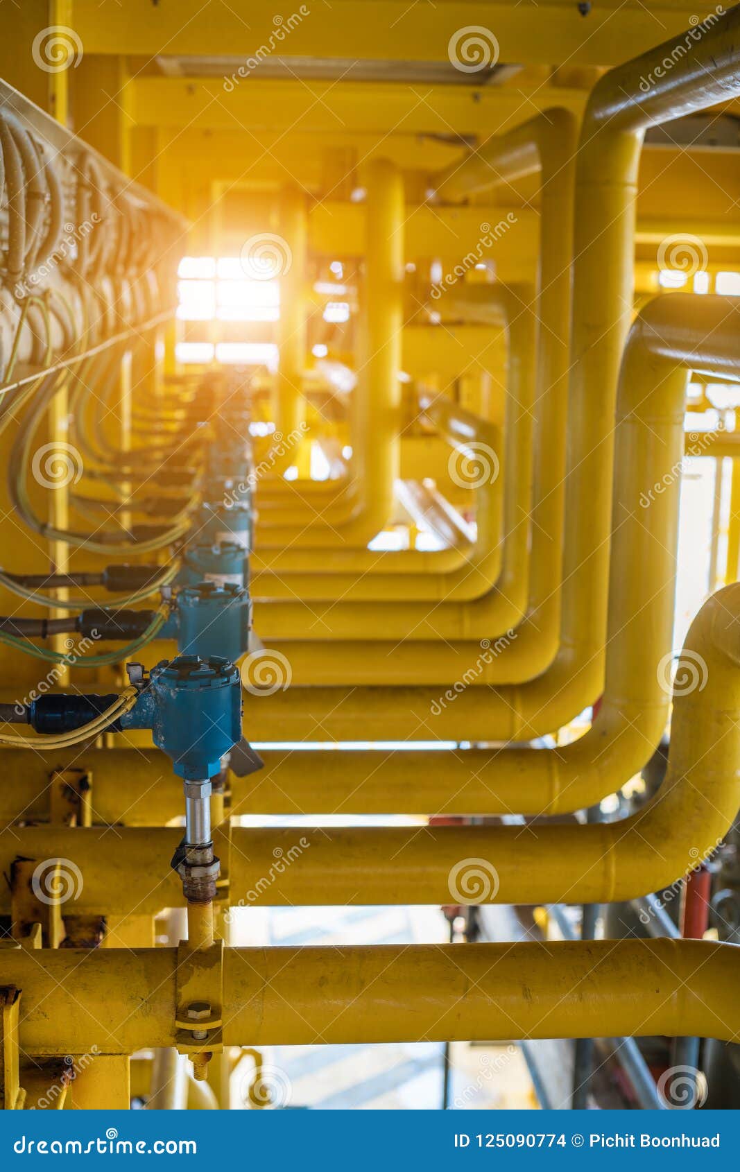 Control System at Oil and Gas Construction Platform, Temperature