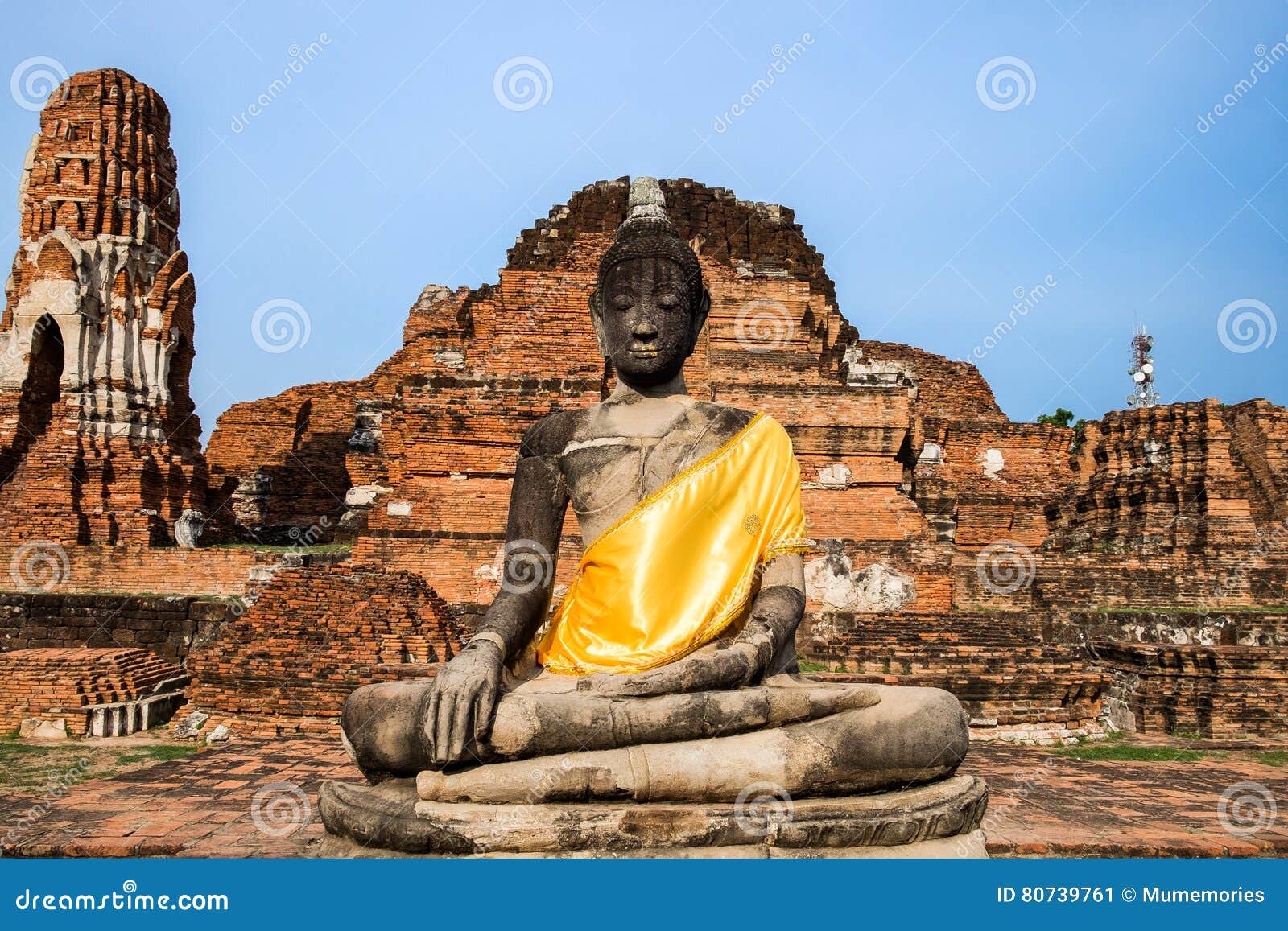temple buddha statue pagoda ancient ruins invaluable