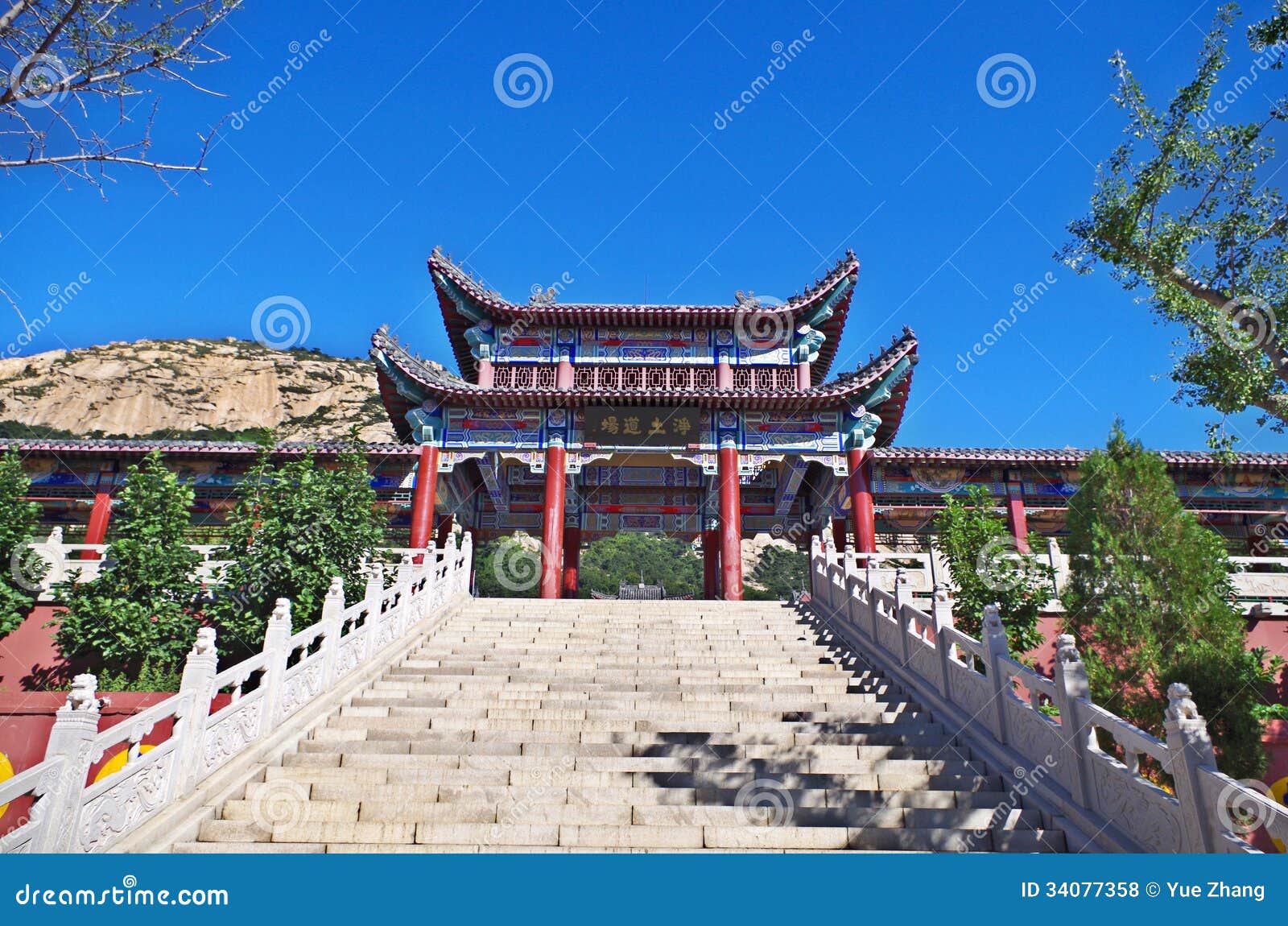 Temple gate stock photo. Image of asia, chinese, china - 34077358