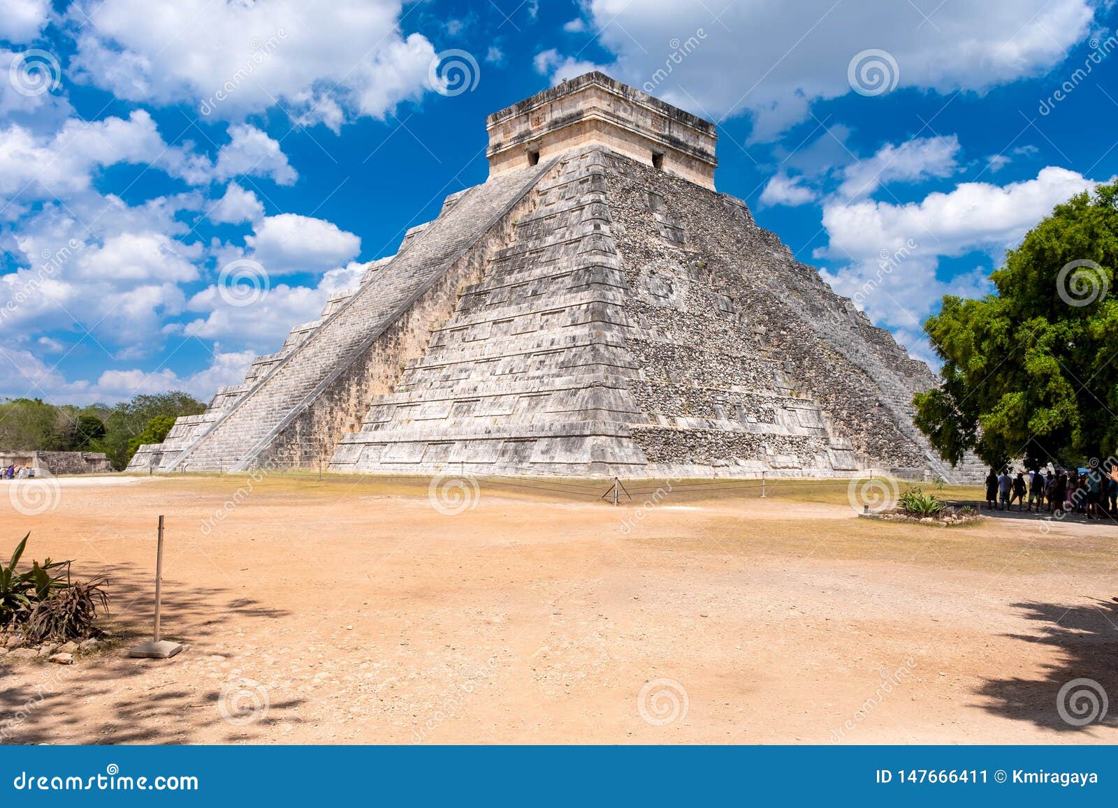 ancient mayan architecture