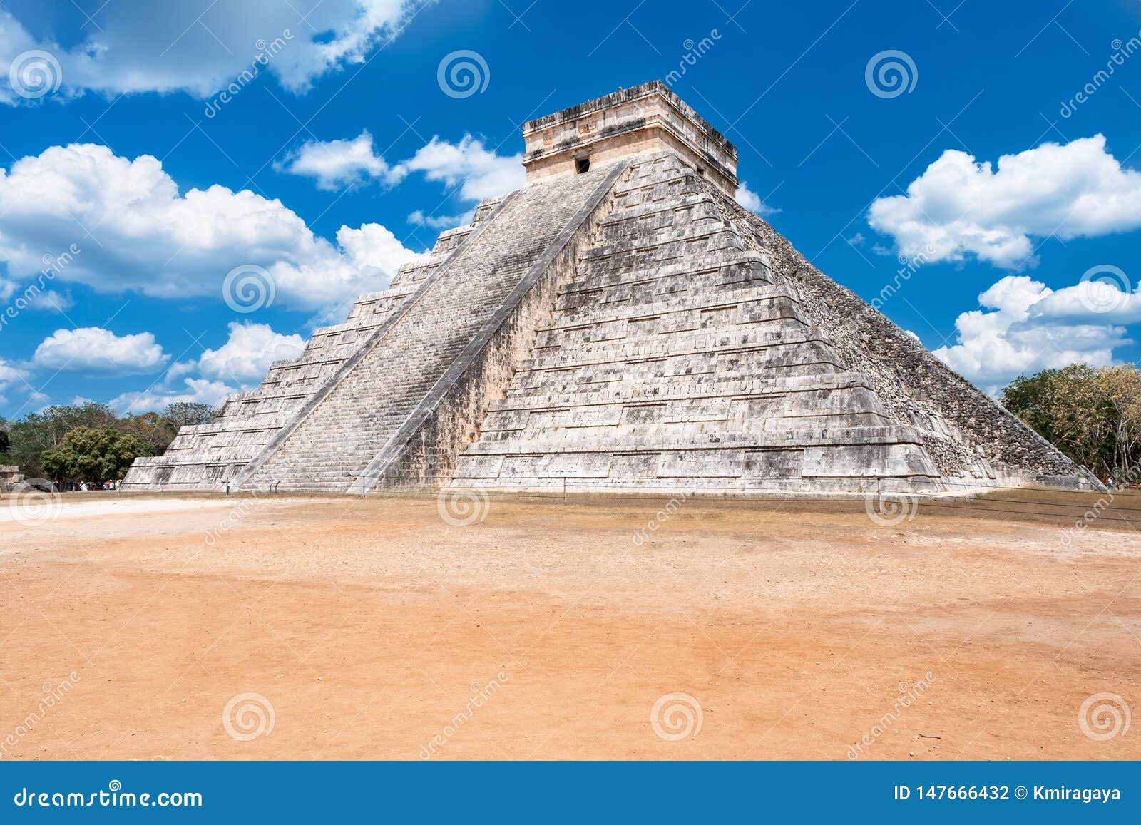 ancient mayan architecture