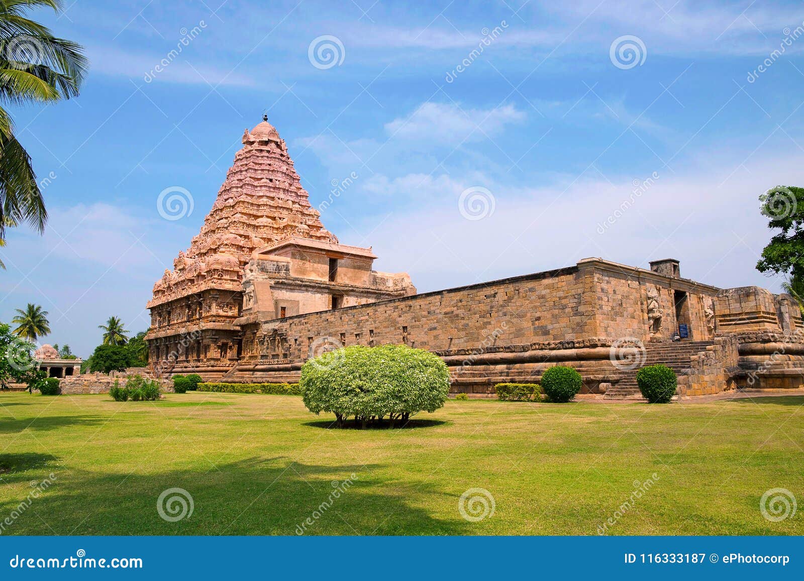 Templo de Brihadisvara, Gangaikondacholapuram, Tamil Nadu, Índia. Templo de Brihadisvara, Gangaikondacholapuram, Tamil Nadu, opinião da Índia do sudeste