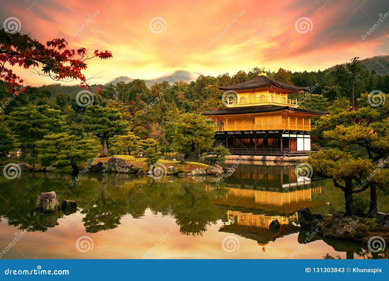 Templo De Kinkaku Ji Templo Do Pavilhao Dourado Kyoto Japao Um Imagem De Stock Imagem De Japao Pavilhao