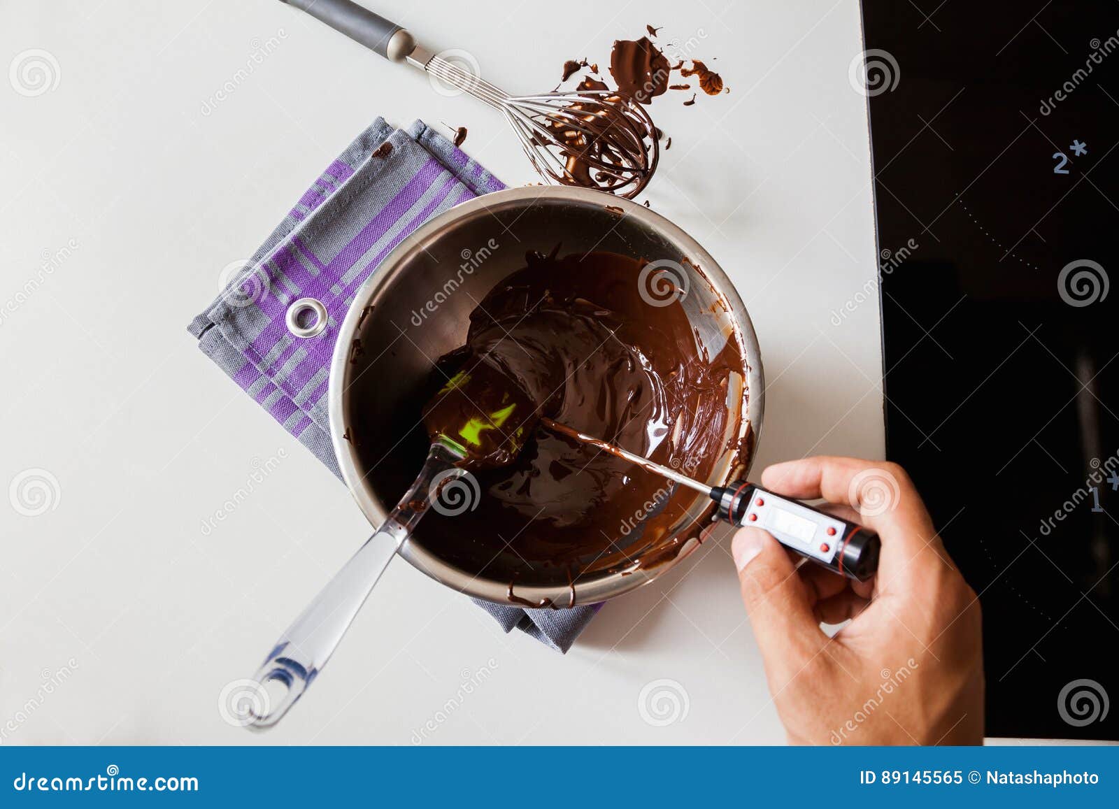 https://thumbs.dreamstime.com/z/temptating-chocolate-close-up-men-s-hand-holding-kitchen-thermometer-measuring-temperature-89145565.jpg