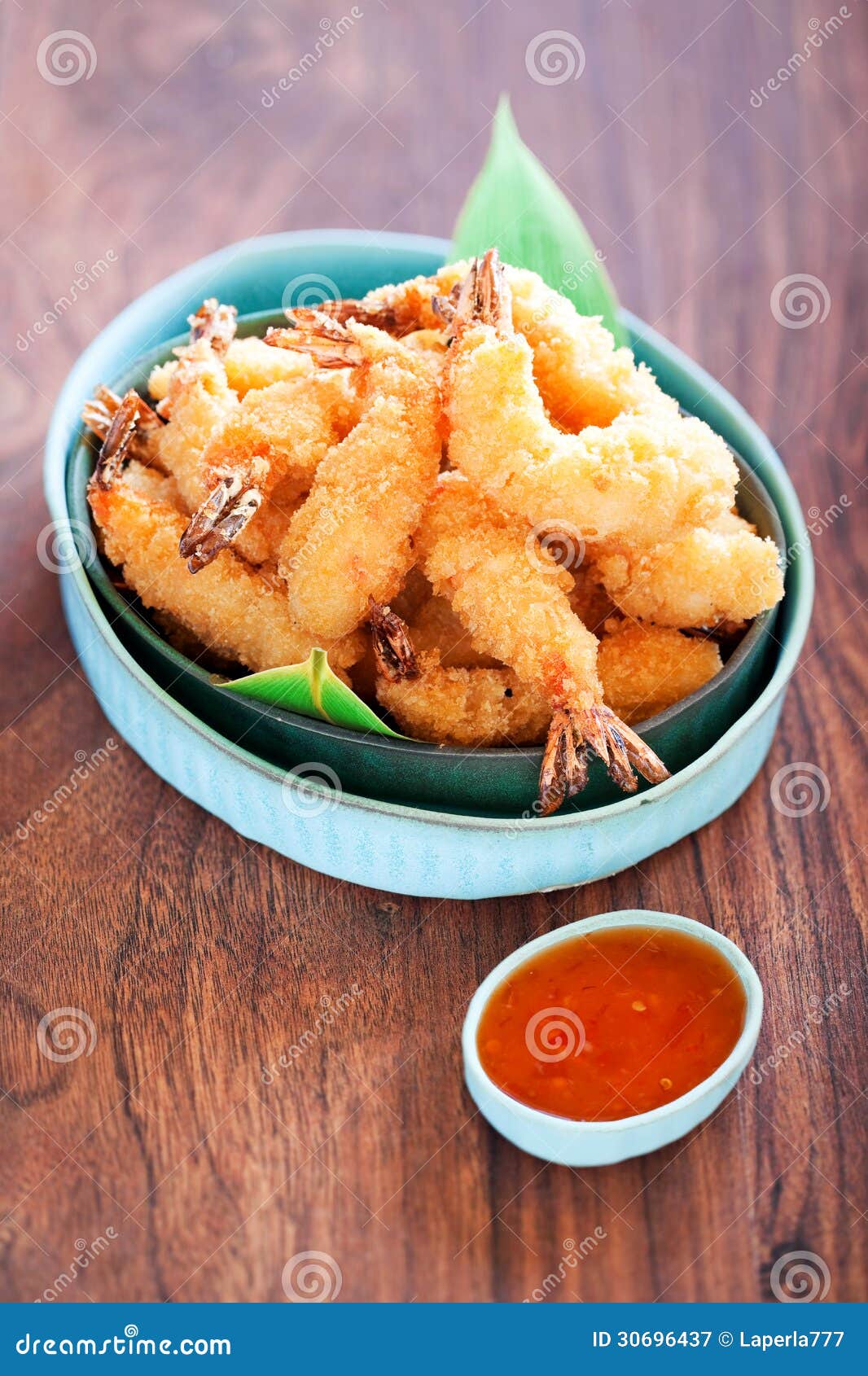 Tempura de crevette image stock. Image du vert, asiatique 30696437