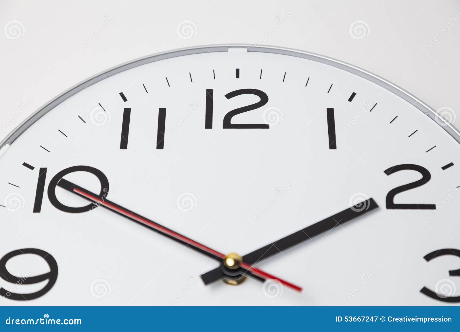 Минут 10 минут на максимальной. Часы 2 часа. Два часа дня на часах. Часы 10 минут. 2 Дня часы.
