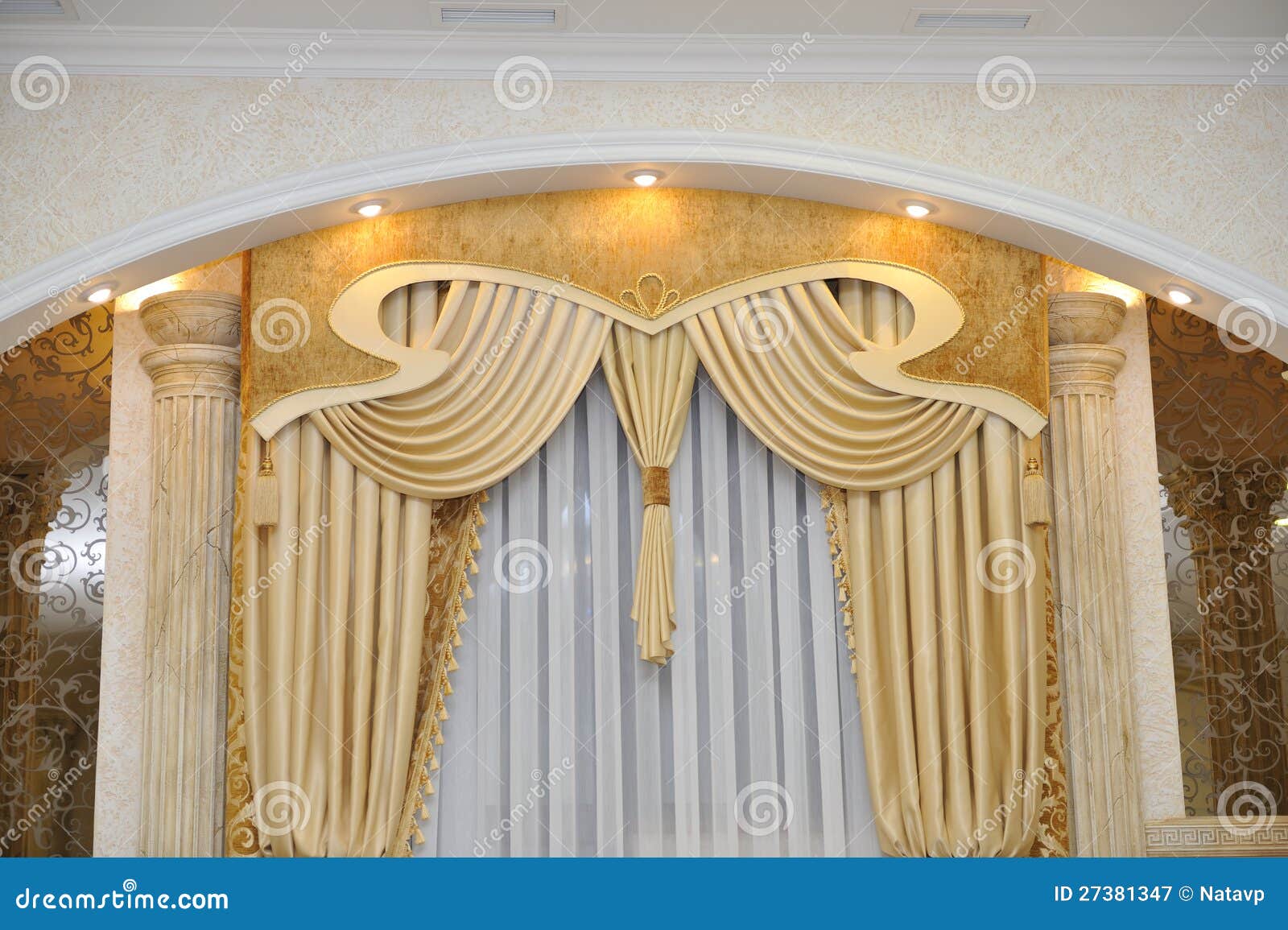 Tende da interni classiche: interni ed esterni arredamento tende e da. Case classiche interni