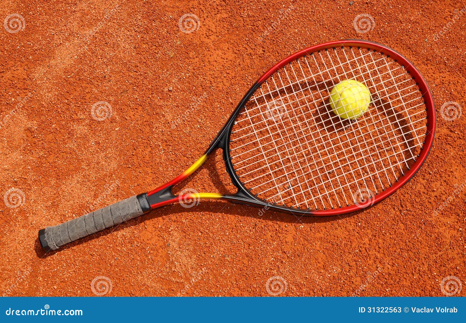 Tennis ball and racket stock image. Image of court, horizontal 31322563