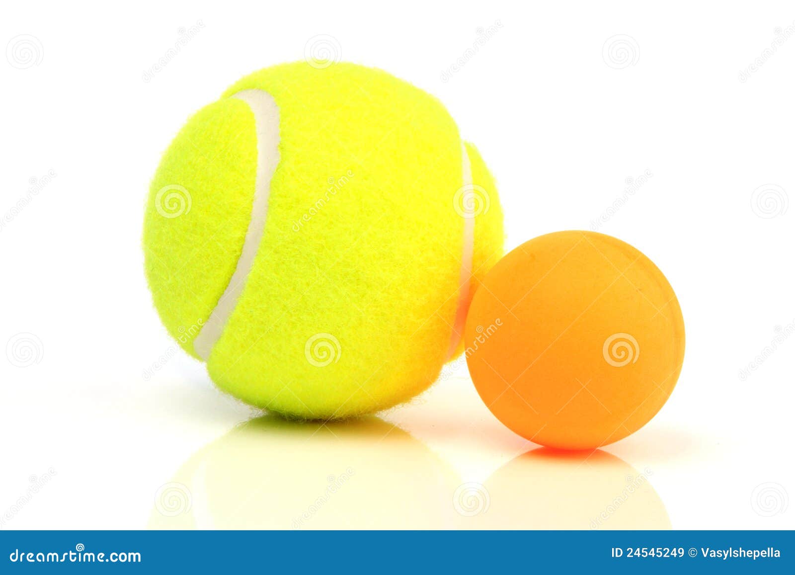 Ontvanger Ramkoers krullen Tennis and ping-pong Balls stock image. Image of yellow - 24545249