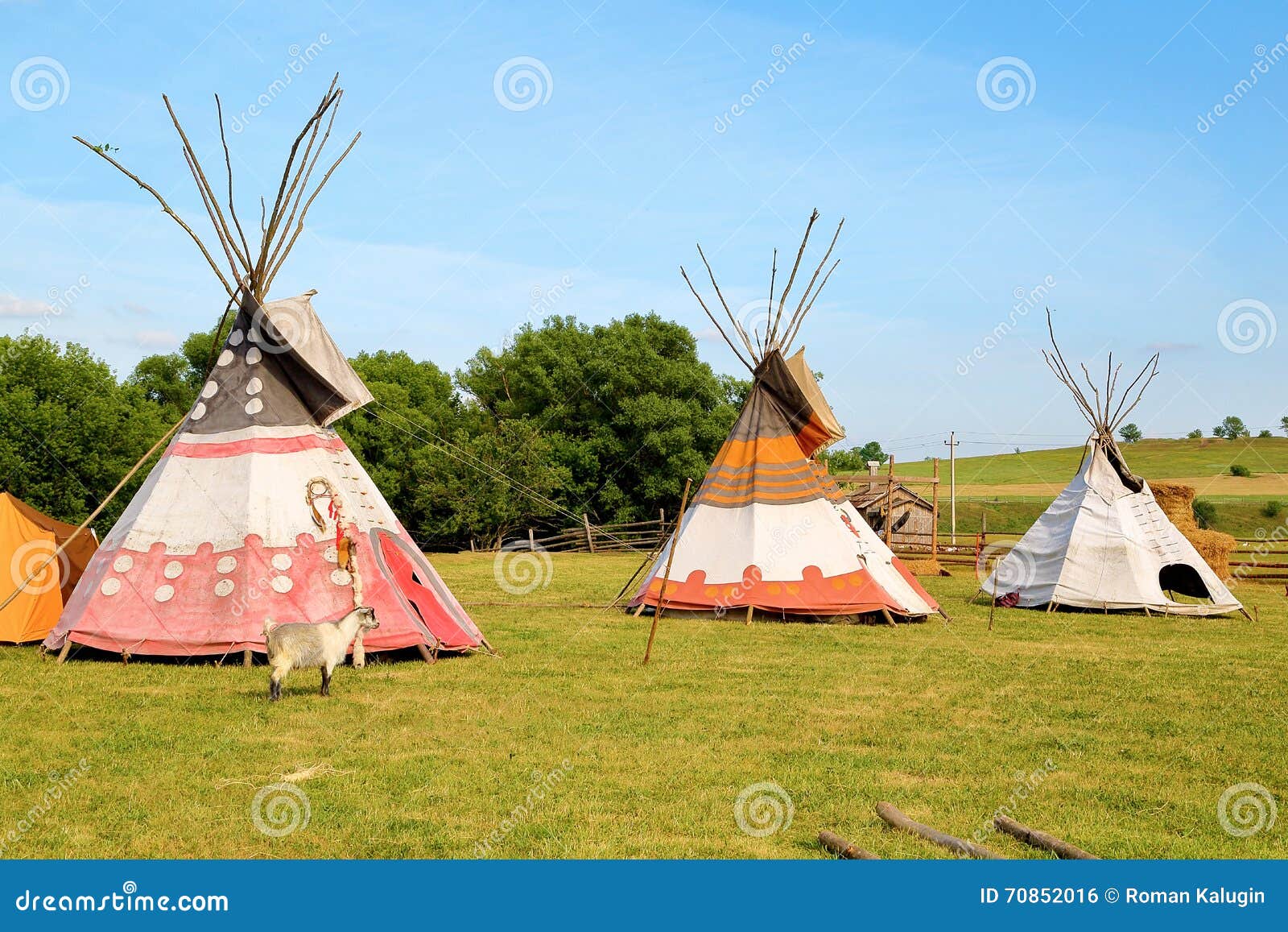 Tepees, teepee, wigwam stock photo. Image of idndeets 70852016