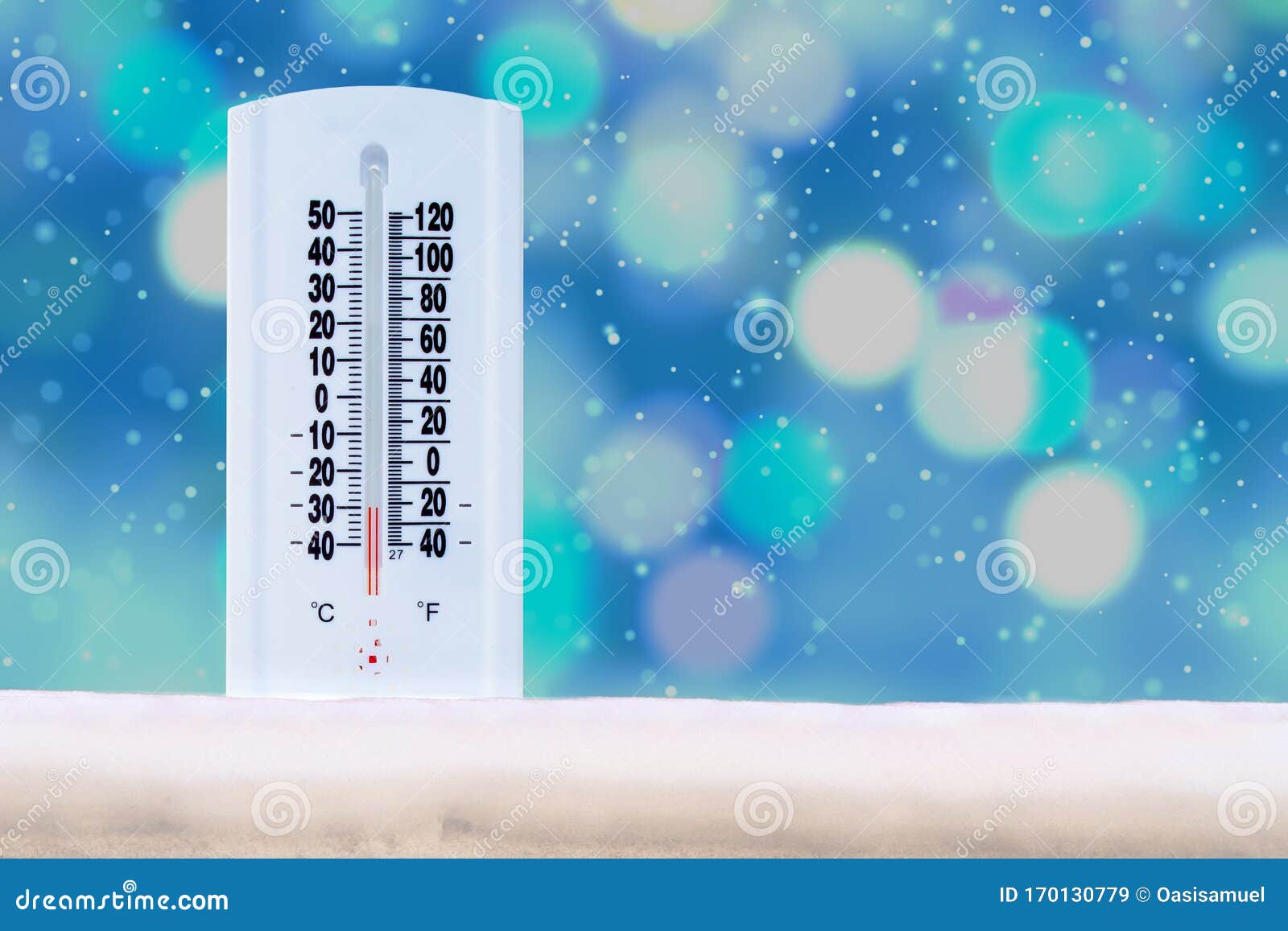 Termómetro Interior Y Exterior Que Muestra Una Temperatura Muy