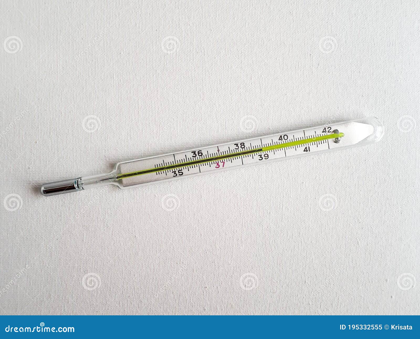 Termometro Tradizionale Di Mercurio Per La Misurazione Della Temperatura  Corporea Elevata in Mano Immagine Stock - Immagine di corona, ospedale:  195332555