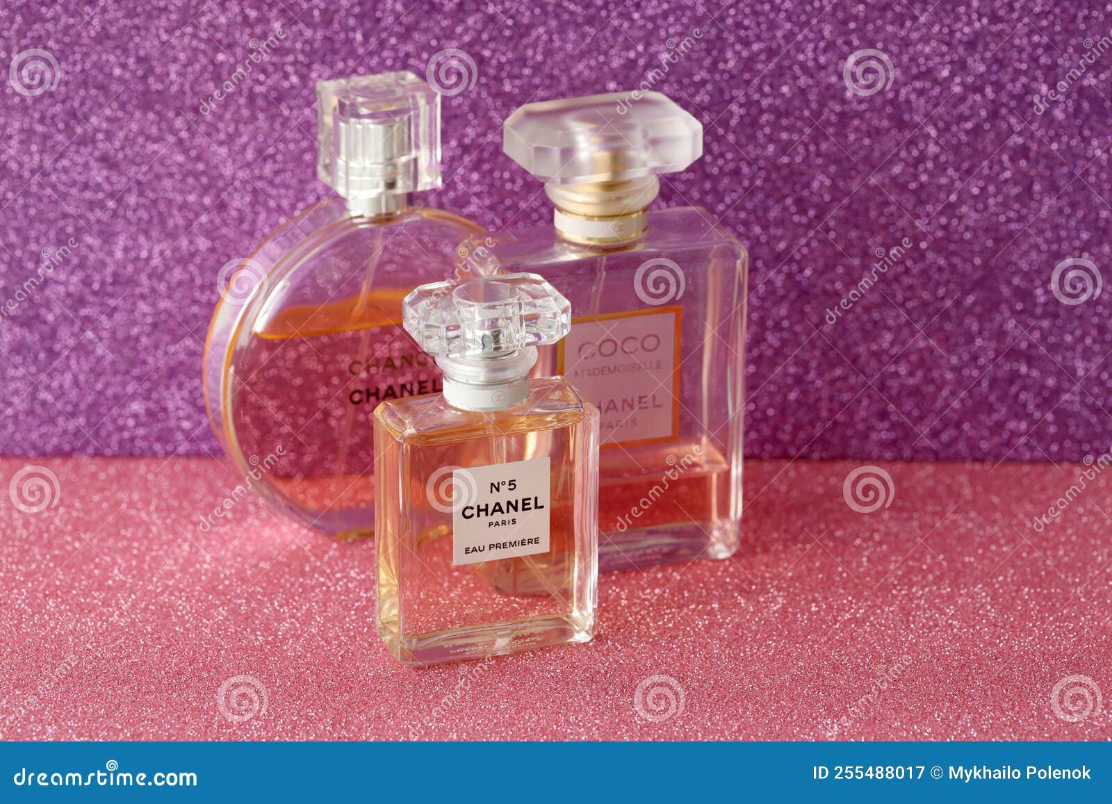 Chanel No 5 Red/pink (small)