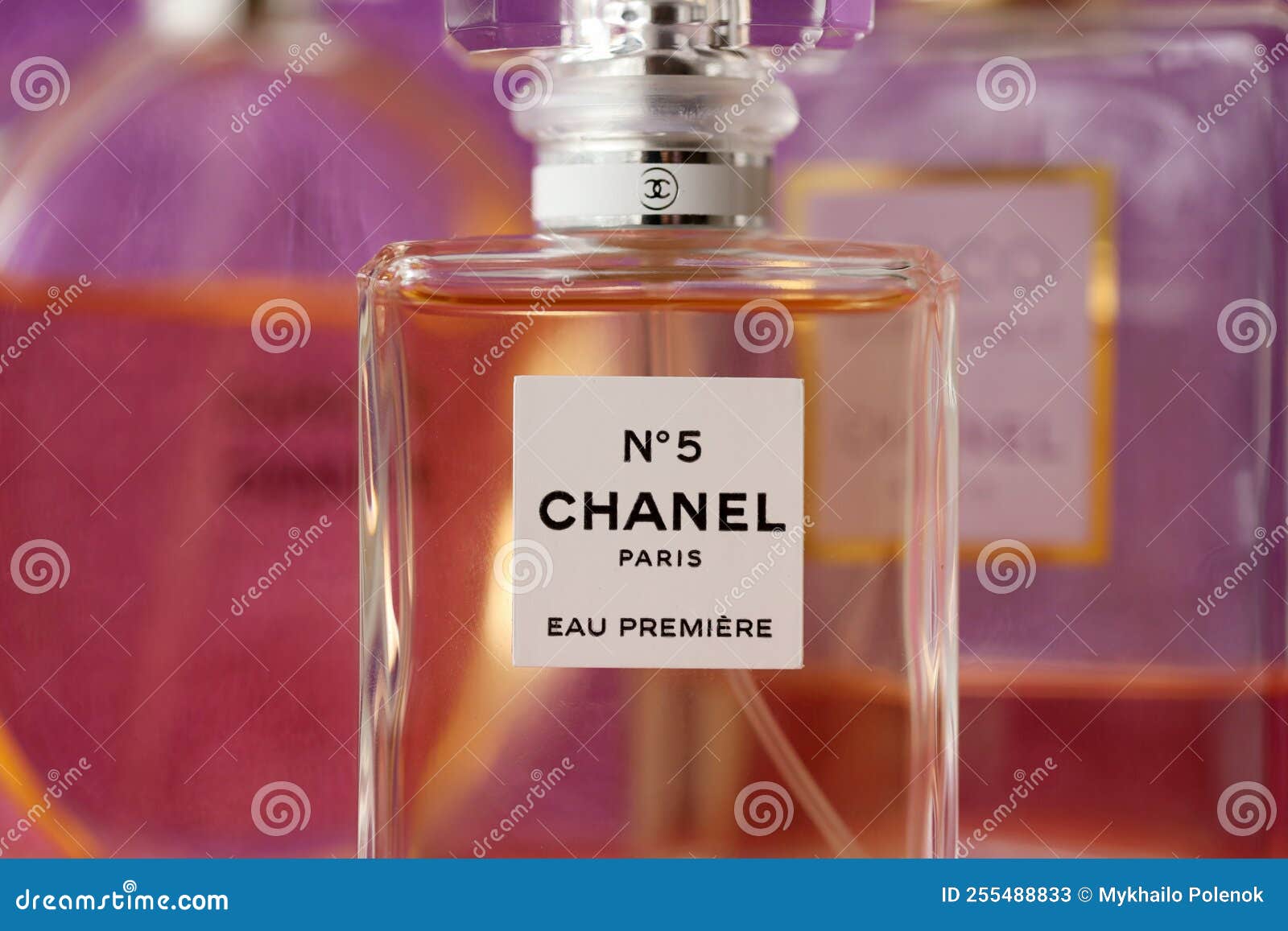 TERNOPIL, UKRAINE - SEPTEMBER 2, 2022 Chanel Number 5 Eau Premiere  Worldwide Famous French Perfume Bottle among Other Perfumes on Editorial  Stock Photo - Image of label, iconic: 255488833